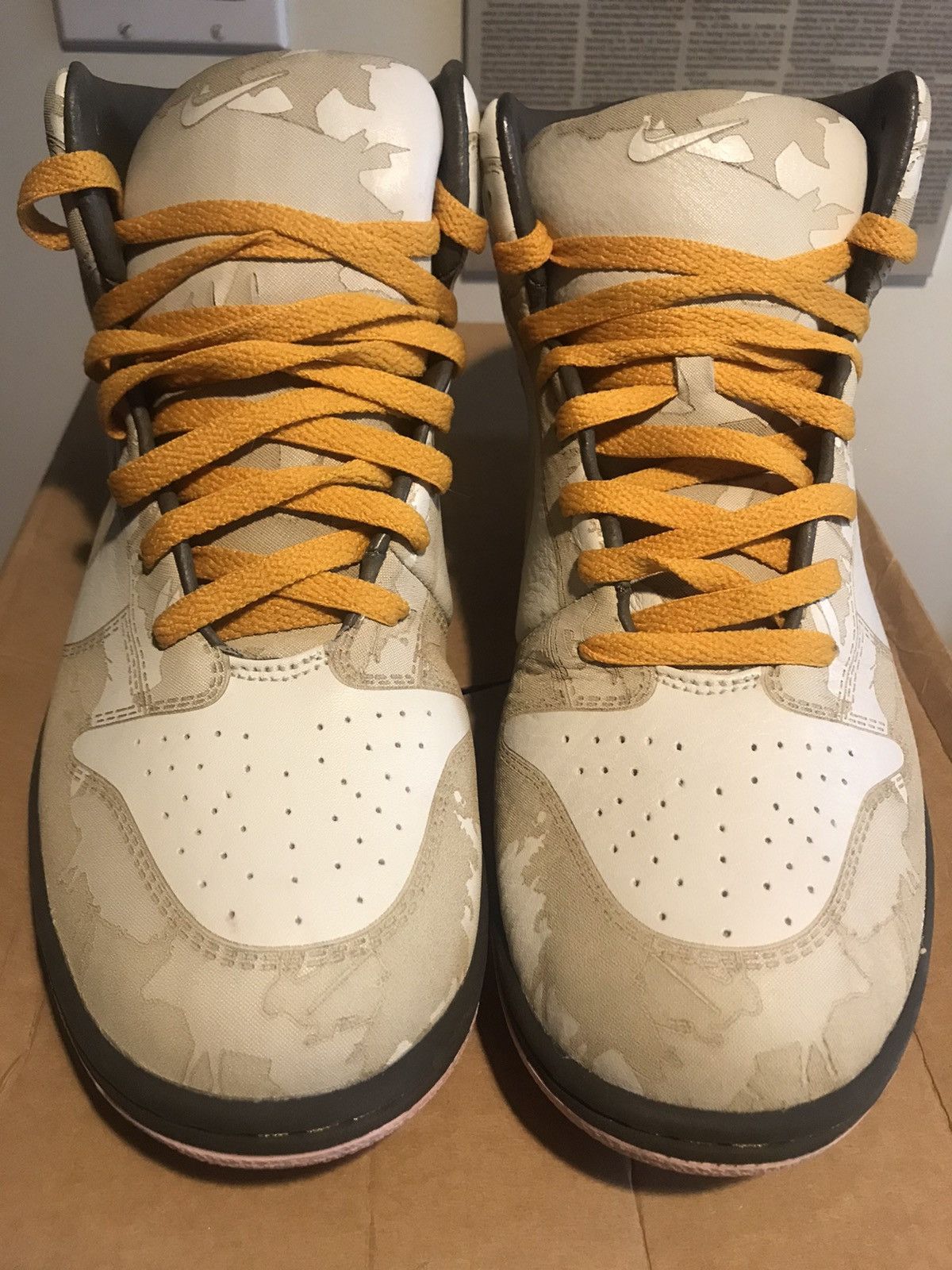Nike Dunk Hi 1 Piece White | Khaki-Pink Ice 2005 Size 10.5 laser Size US 10.5 / EU 43-44 - 4 Thumbnail