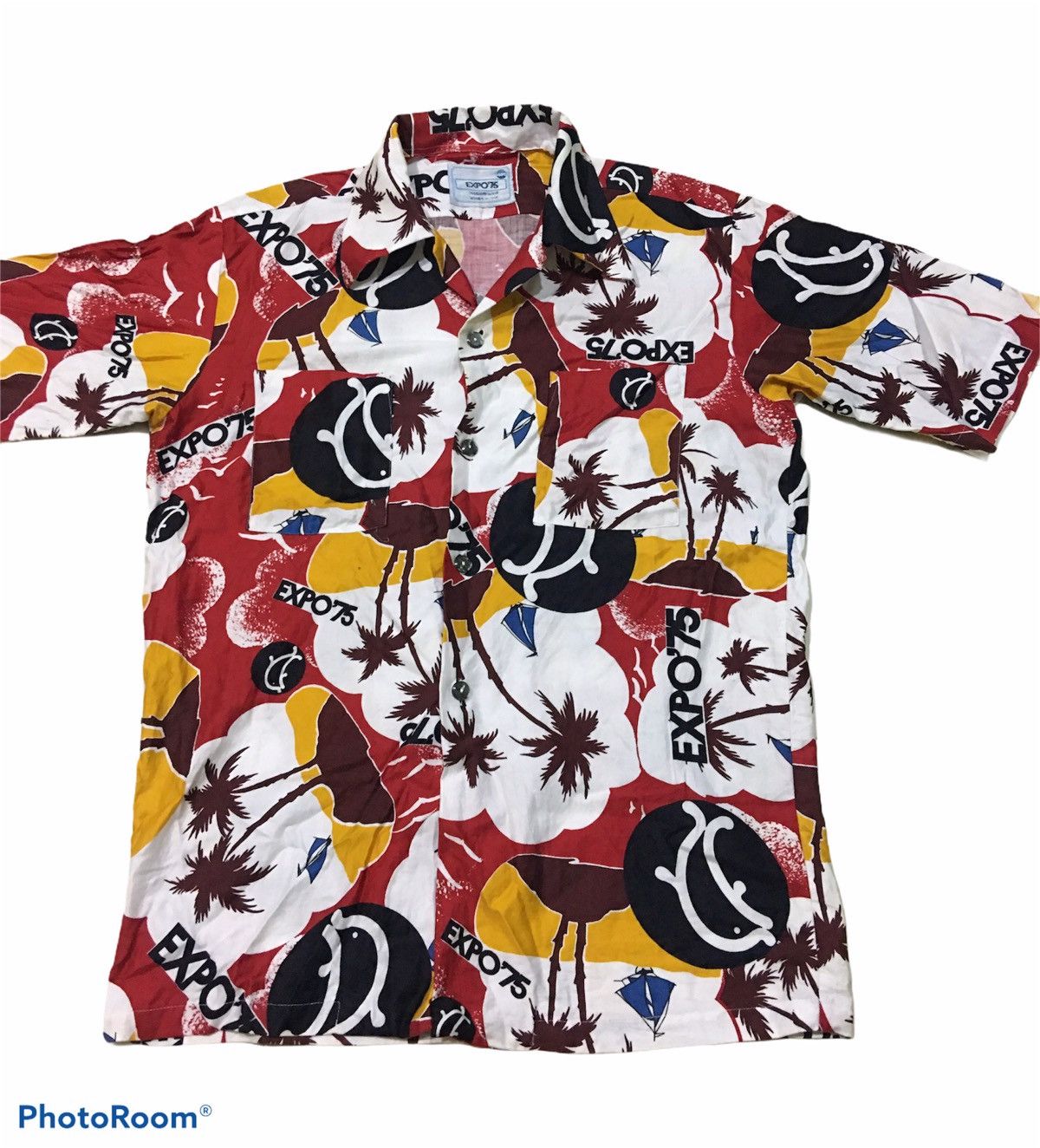 Vintage Expo 75 Button Ups Shirt