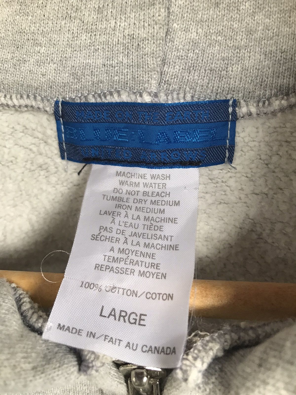 United Arrows United arrows short sleeve hoodies grey blue label Size US L / EU 52-54 / 3 - 2 Thumbnail