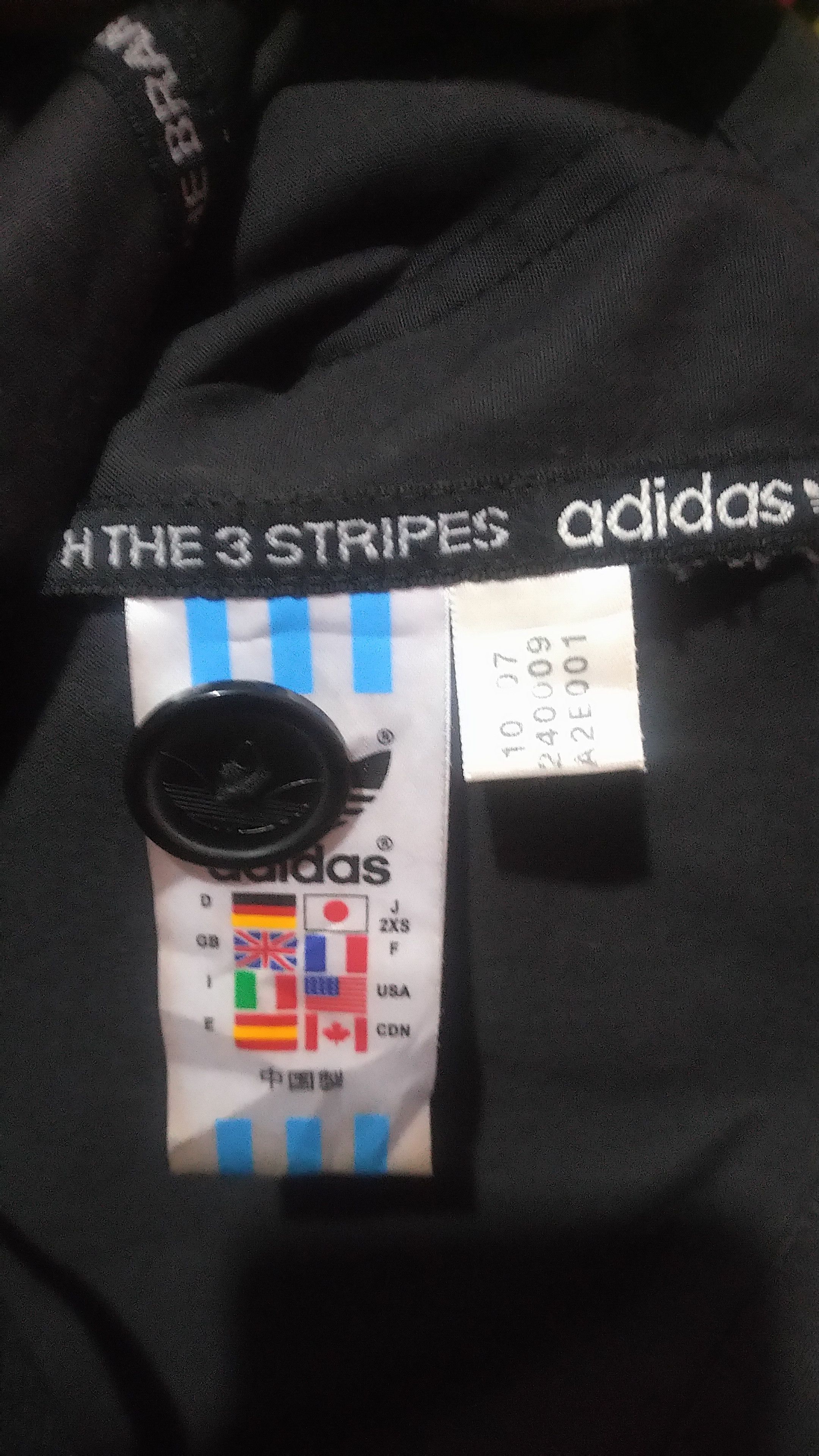 Adidas us 9 to eu jacket hotsell