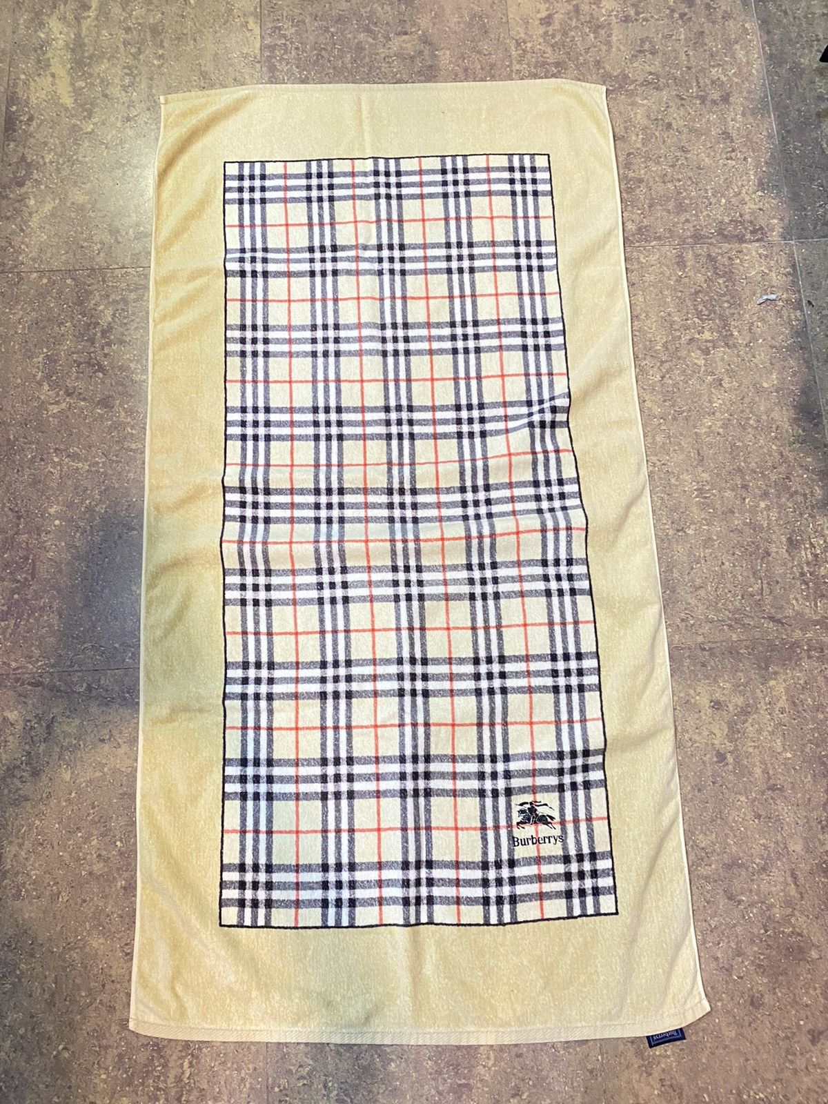 Burberry HARD TO FIND VINTAGE‼️Burberry Towel Size ONE SIZE - 1 Thumbnail