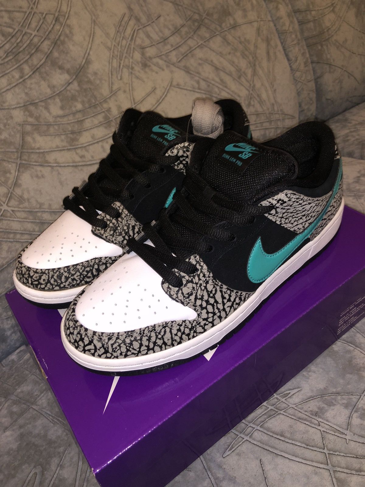 Nike Nike SB Dunk Low atmos Elephant Size US 8 / EU 41 - 1 Thumbnail