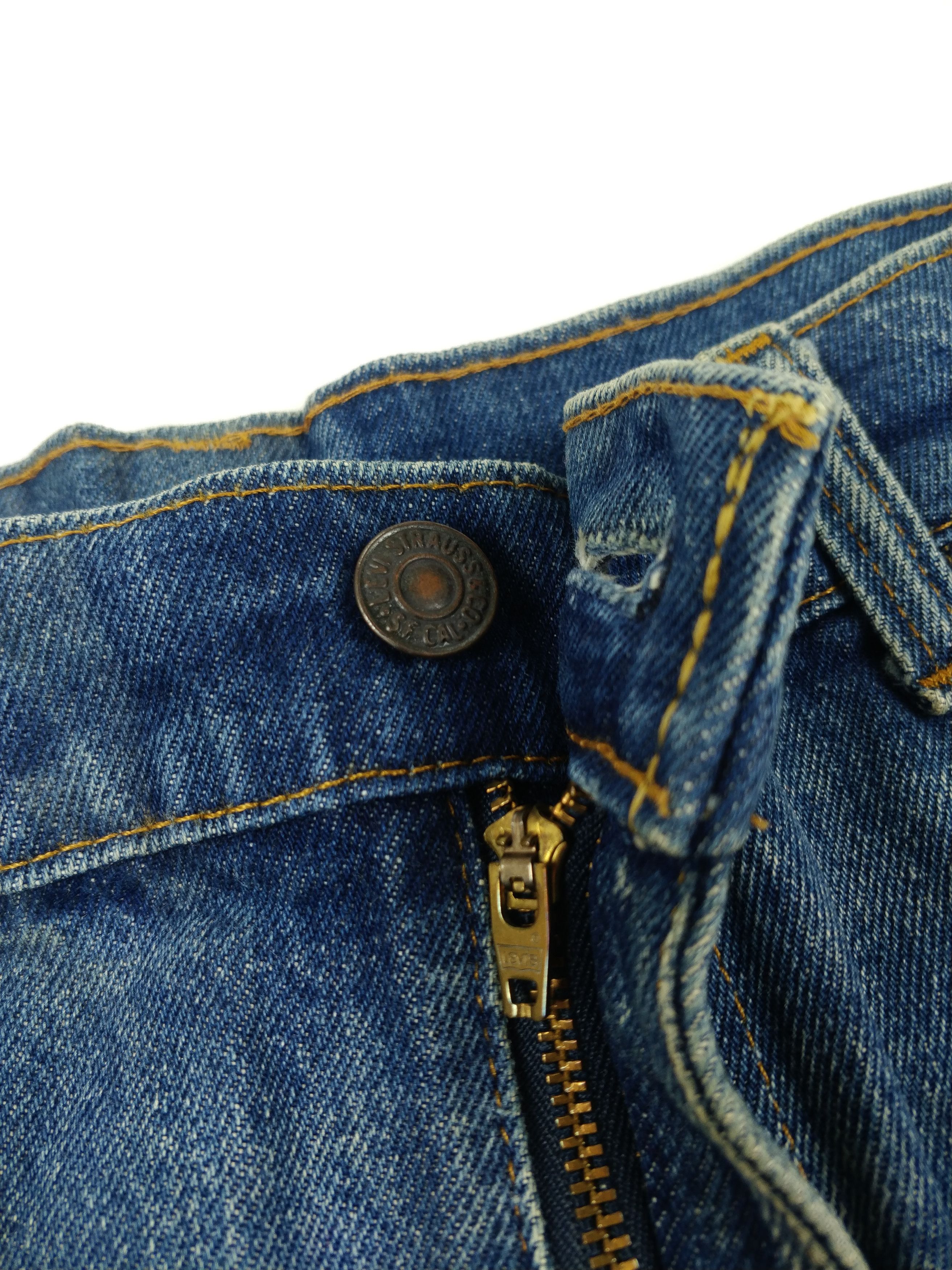 Vintage Levi's 517-0217 Boot Cut Red Tab Made In USA Jeans