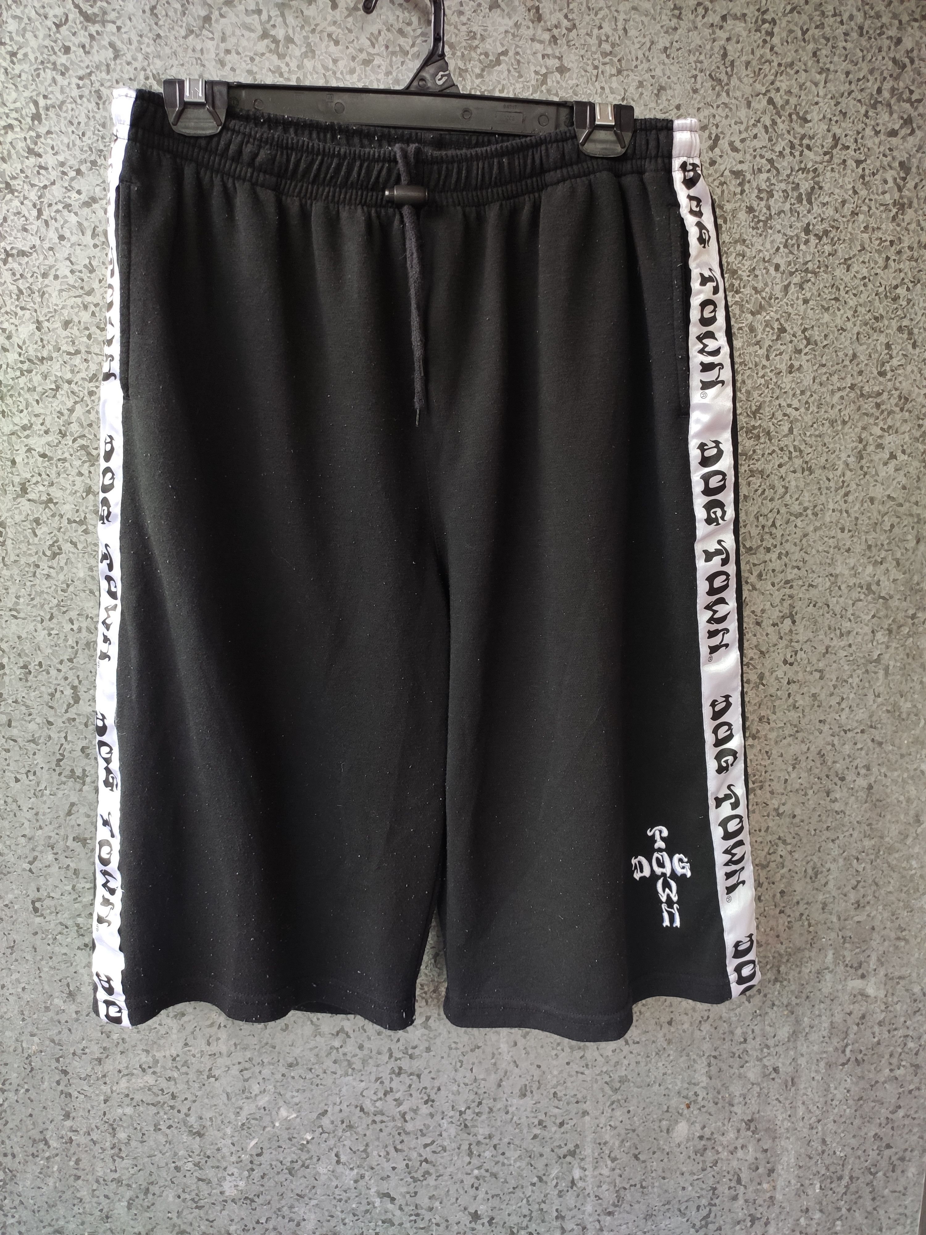 Dogtown Vintage Dogtown shorts Size US 34 / EU 50 - 1 Thumbnail