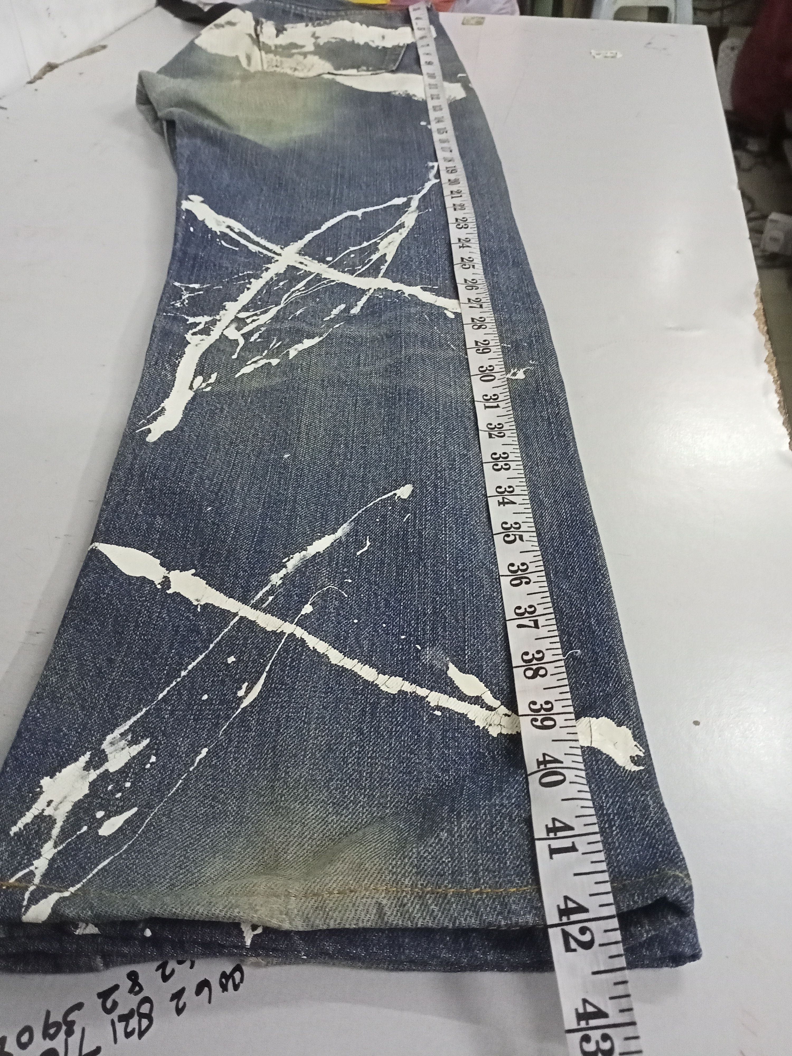Levi's Vintage Clothing Levi's jeans Size US 32 / EU 48 - 17 Thumbnail