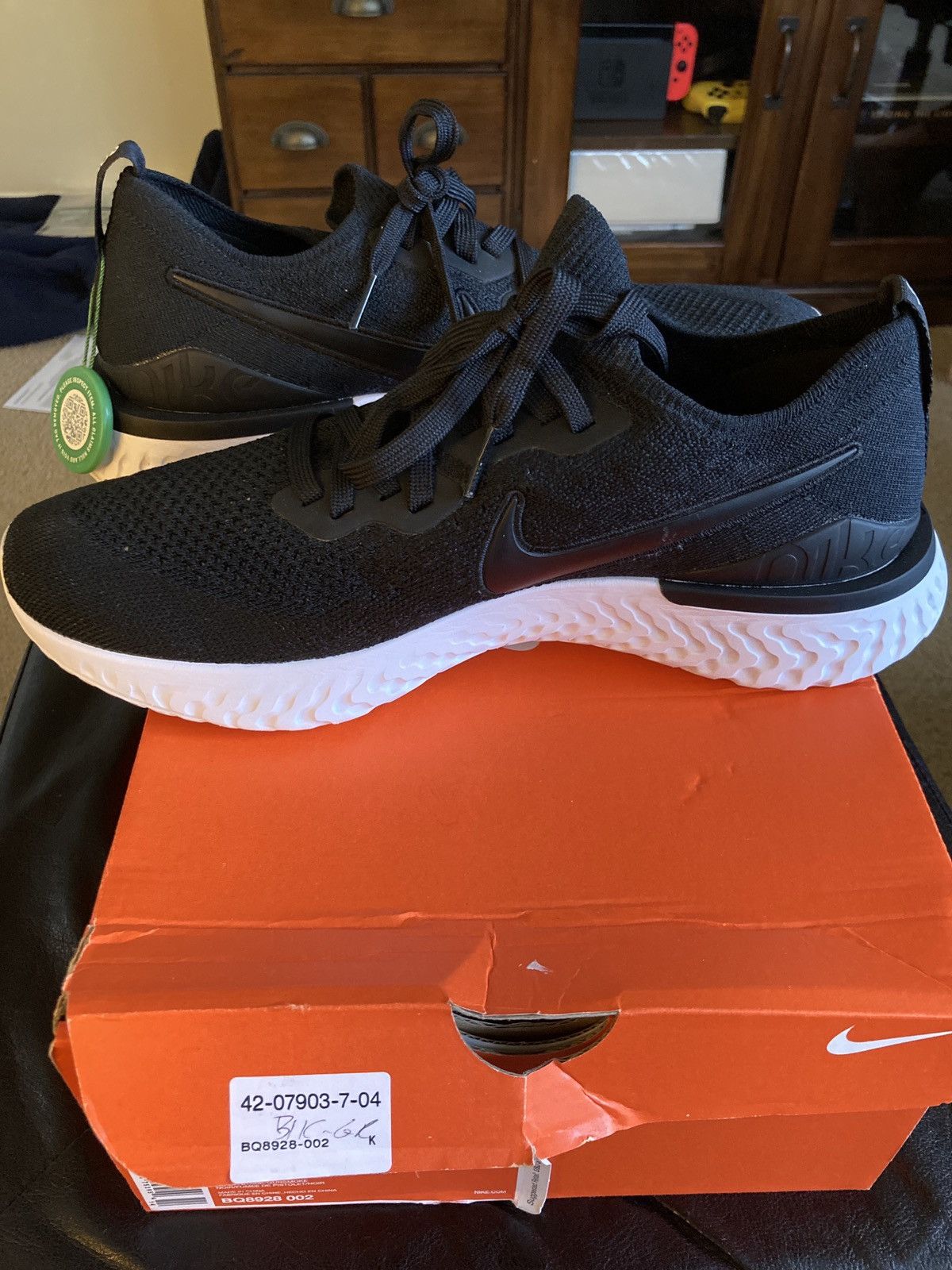 Nike Epic React Flyknit 2 Gunsmoke Size US 10 / EU 43 - 6 Thumbnail