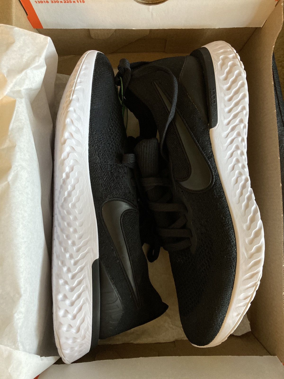Nike Epic React Flyknit 2 Gunsmoke Size US 10 / EU 43 - 1 Thumbnail