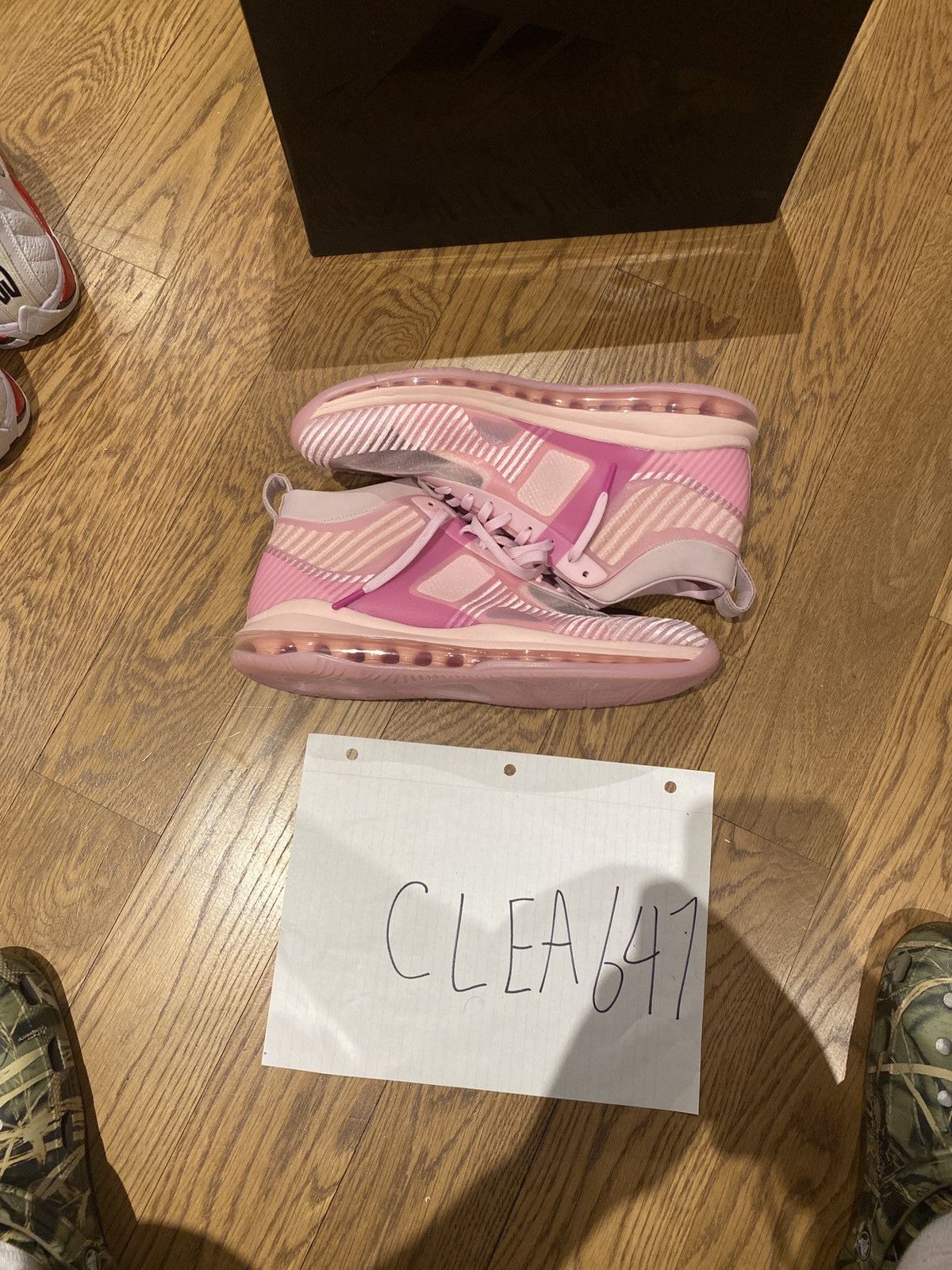 John Elliott × Nike Lebron 7 Icon Fuchsia 2019 John Eliot Size US 11 / EU 44 - 2 Thumbnail