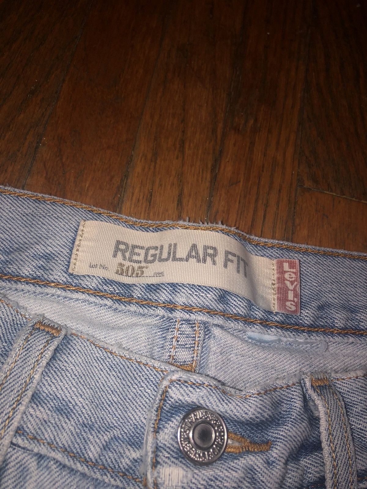 Levi's × Levi's Vintage Clothing × Vintage Light Wash 505 Denim Jeans Size US 31 - 3 Thumbnail