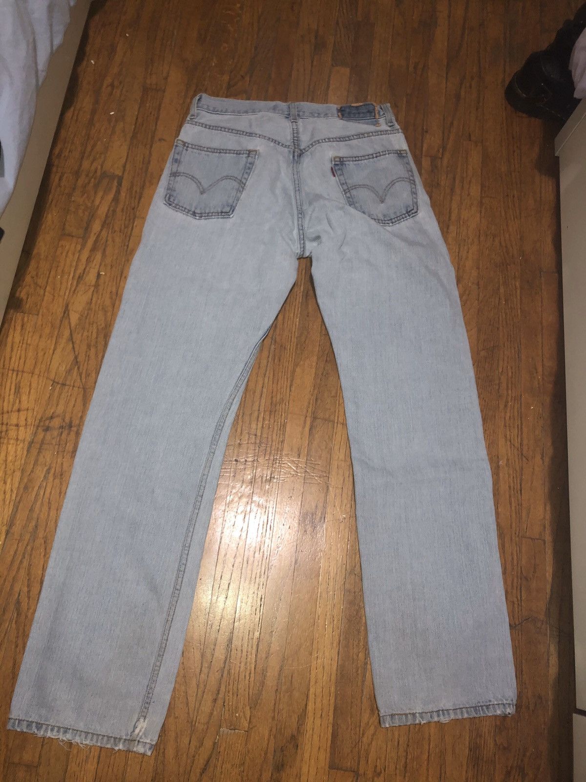 Levi's × Levi's Vintage Clothing × Vintage Light Wash 505 Denim Jeans Size US 31 - 2 Thumbnail