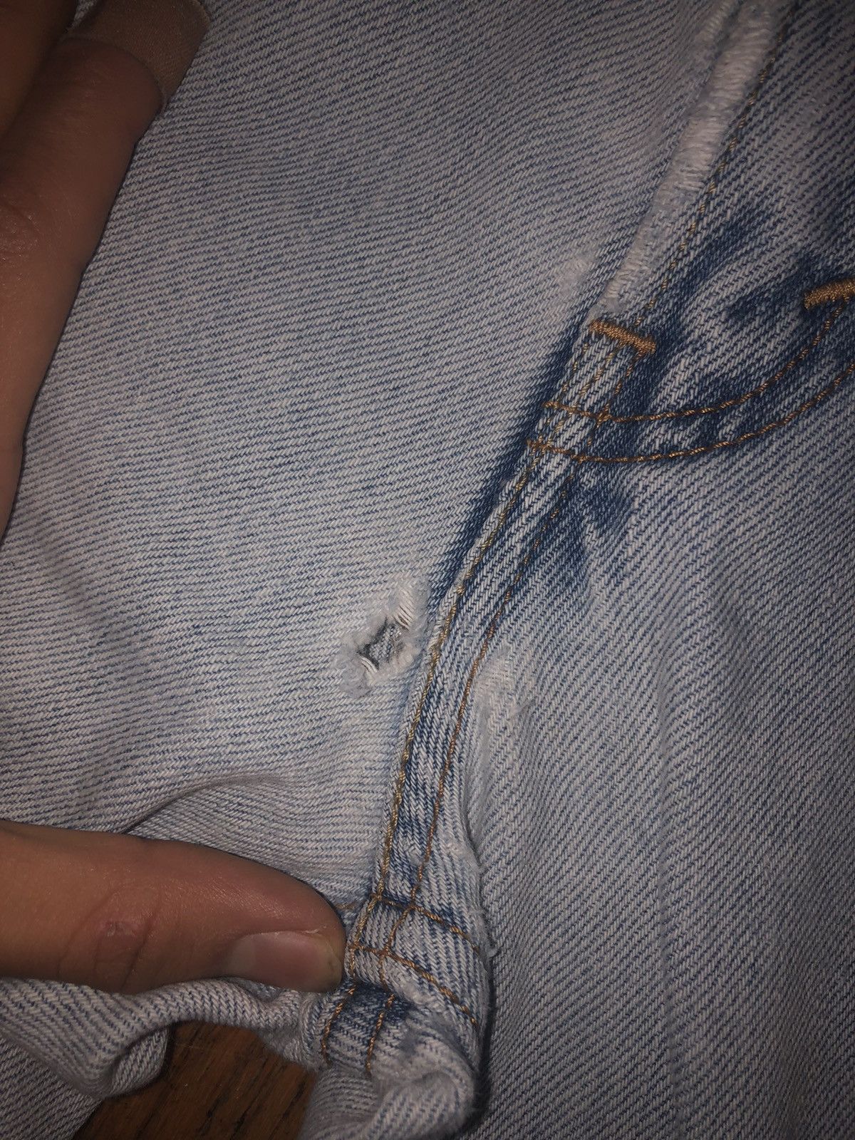 Levi's × Levi's Vintage Clothing × Vintage Light Wash 505 Denim Jeans Size US 31 - 4 Thumbnail