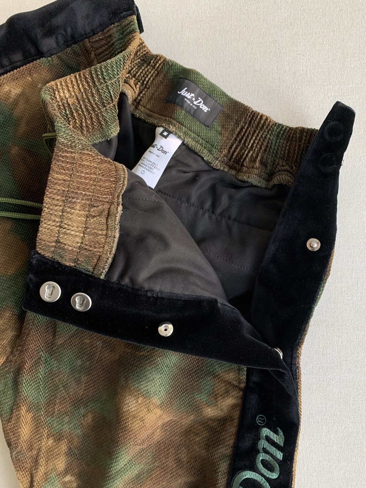 Just Don Camo Corduroy Tearaway Pant Size US 29 - 6 Thumbnail