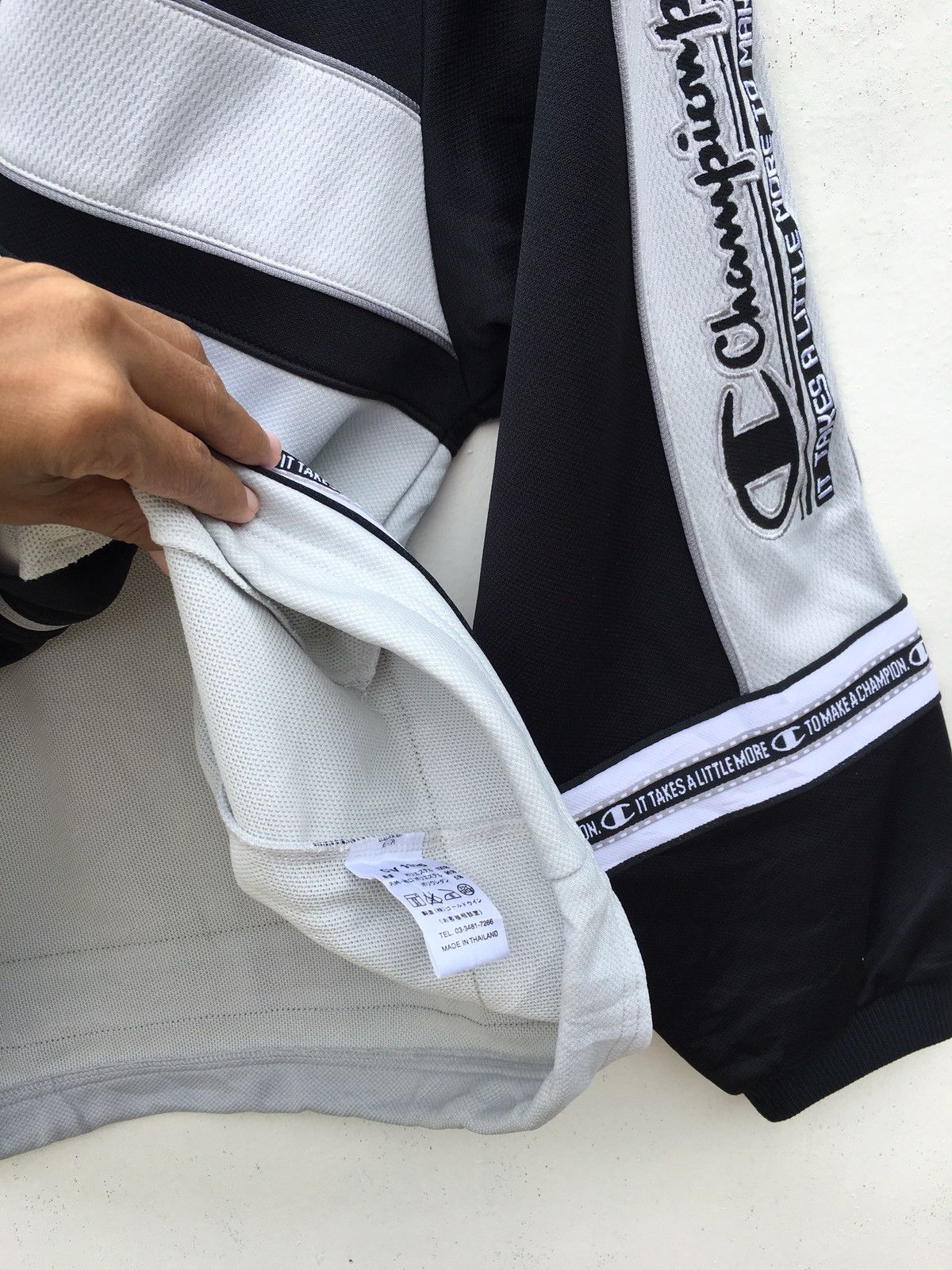 Champion Vintage 90s Champion Sweater Zip Up Size US M / EU 48-50 / 2 - 15 Thumbnail