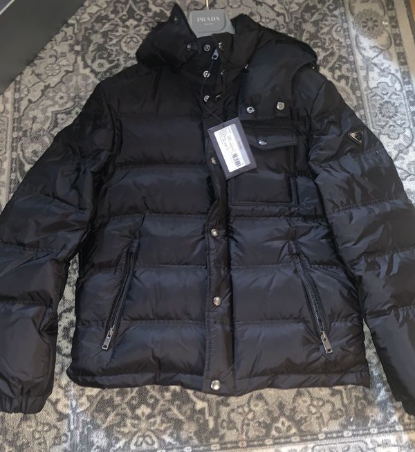 Prada nylon hotsell piuma jacket