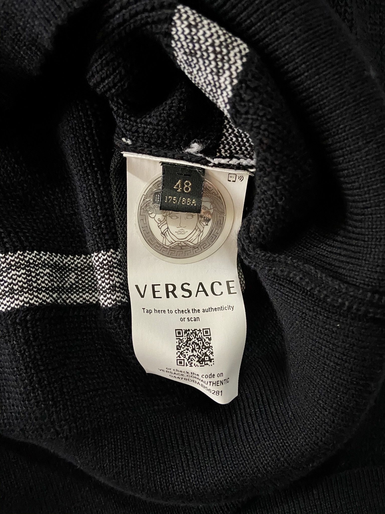 Versace NWT MENS NASTRO VERSACE SLIM FIT SWEATER M/ IT 48 Size US M / EU 48-50 / 2 - 5 Thumbnail