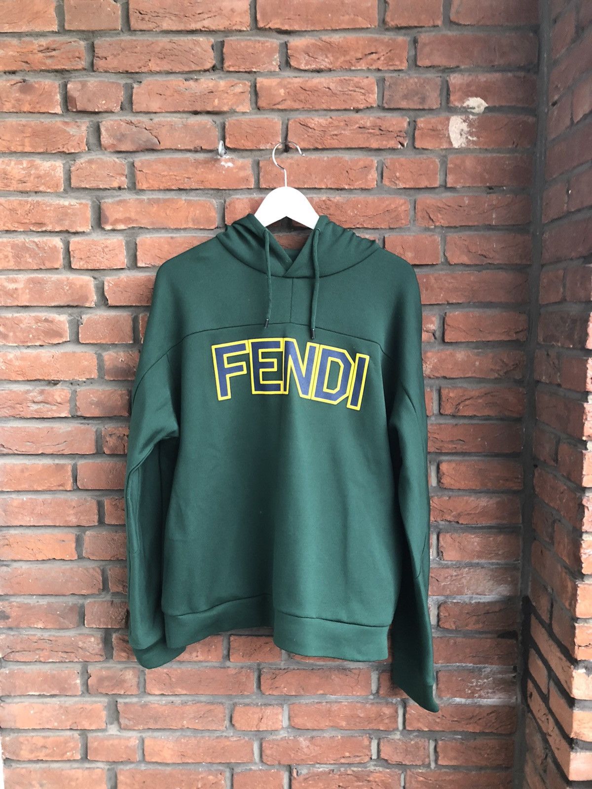 Fendi Fendi Logo Hoodie Size US M / EU 48-50 / 2 - 3 Thumbnail