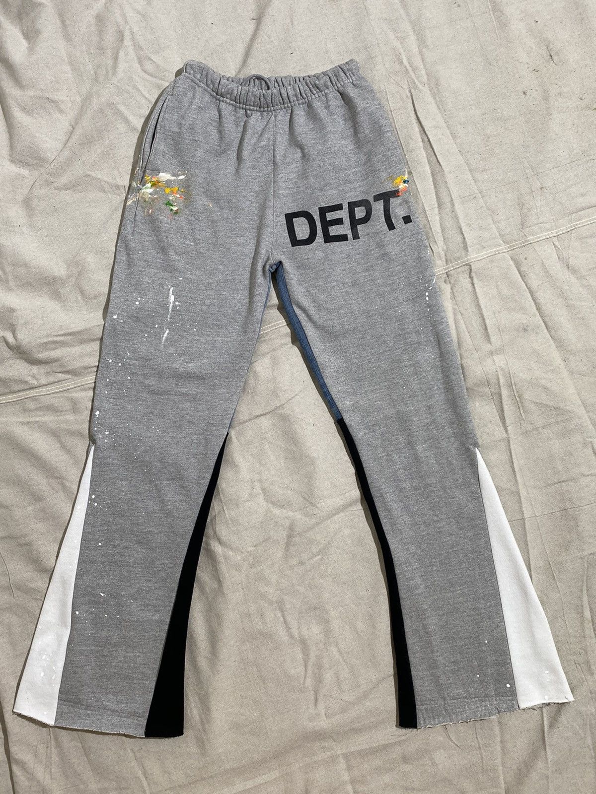 Gallery Dept. Gallery Dept. LA Flare Painted Sweat Pants | Grailed