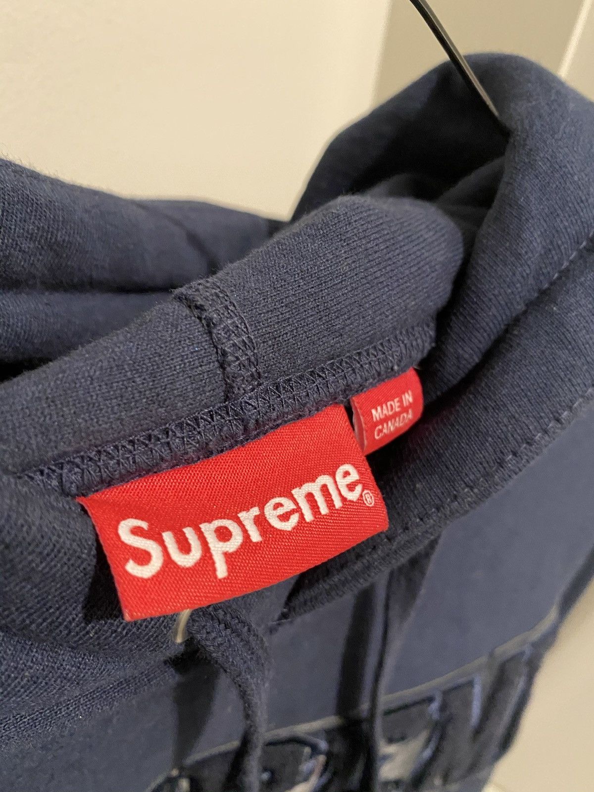 Supreme Patent Chenille Arc Logo Hoodie Size US S / EU 44-46 / 1 - 3 Thumbnail