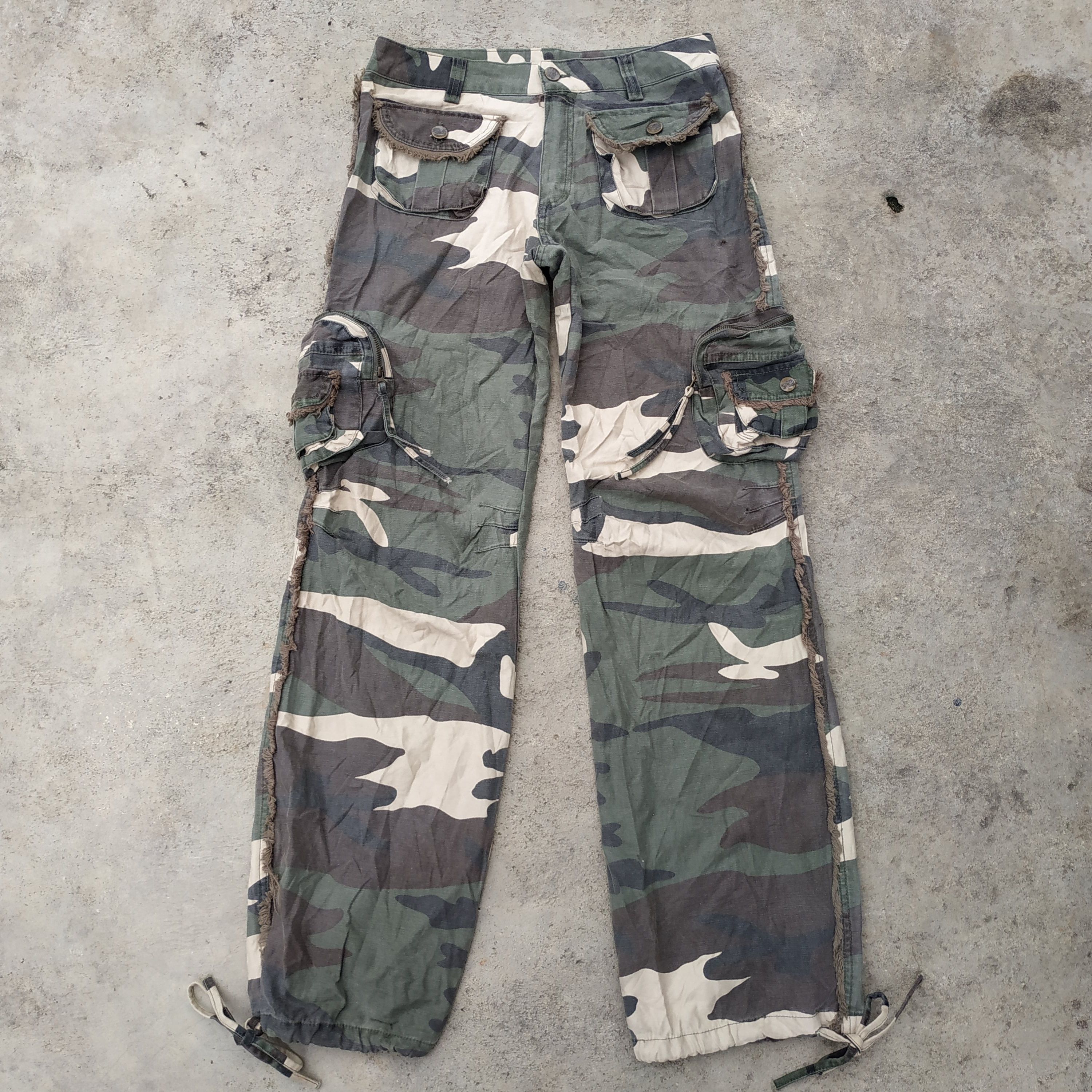 Well Spring Japan Hairy Tactical Multipocket Cargo Pants