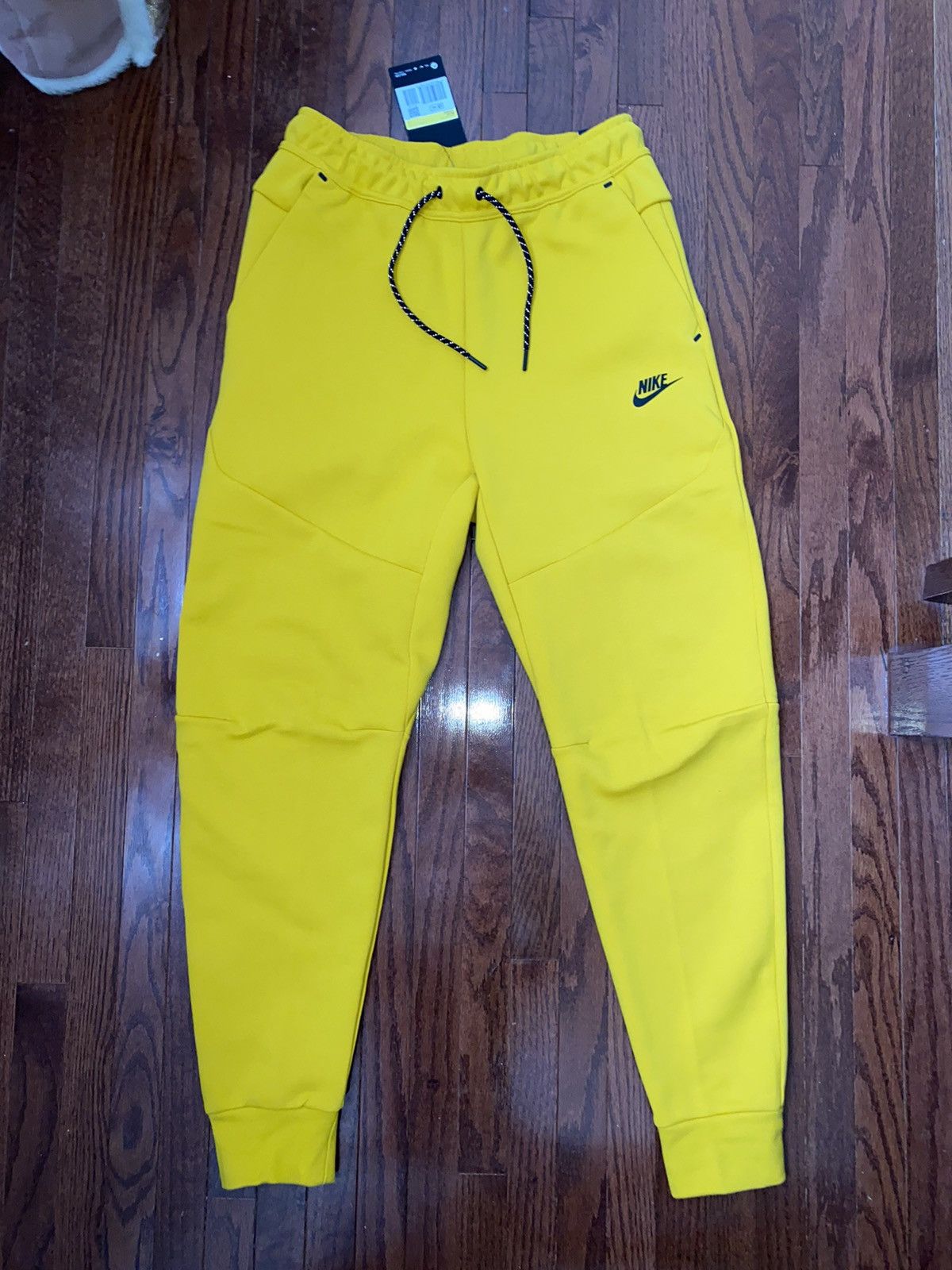 Nike New Nike Tech Fleece Pants Yellow Size US 30 / EU 46 - 3 Preview