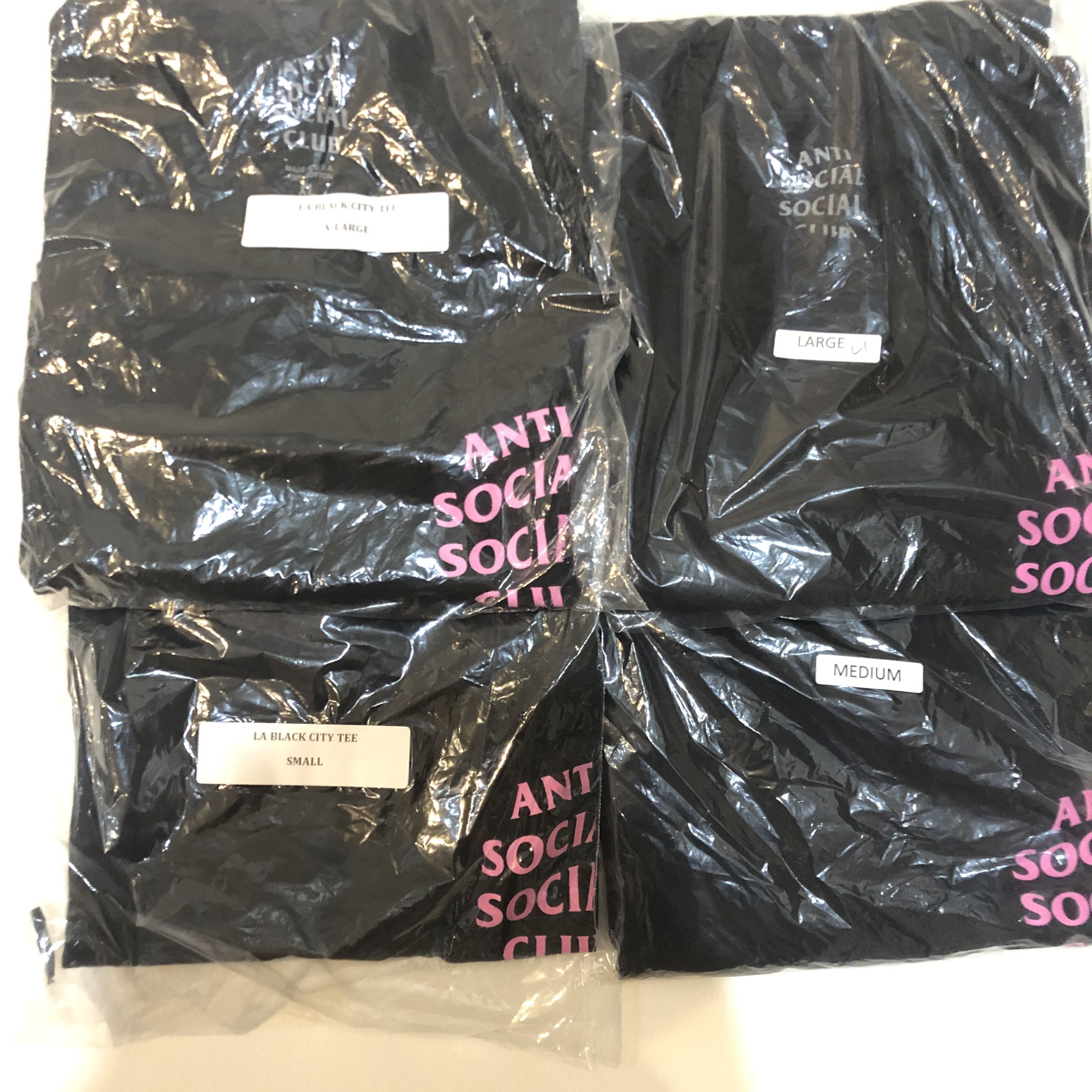 Anti Social Social Club DS ASSC Pink Logo Los Angeles LA city black Tee in hand Size US XL / EU 56 / 4 - 7 Thumbnail