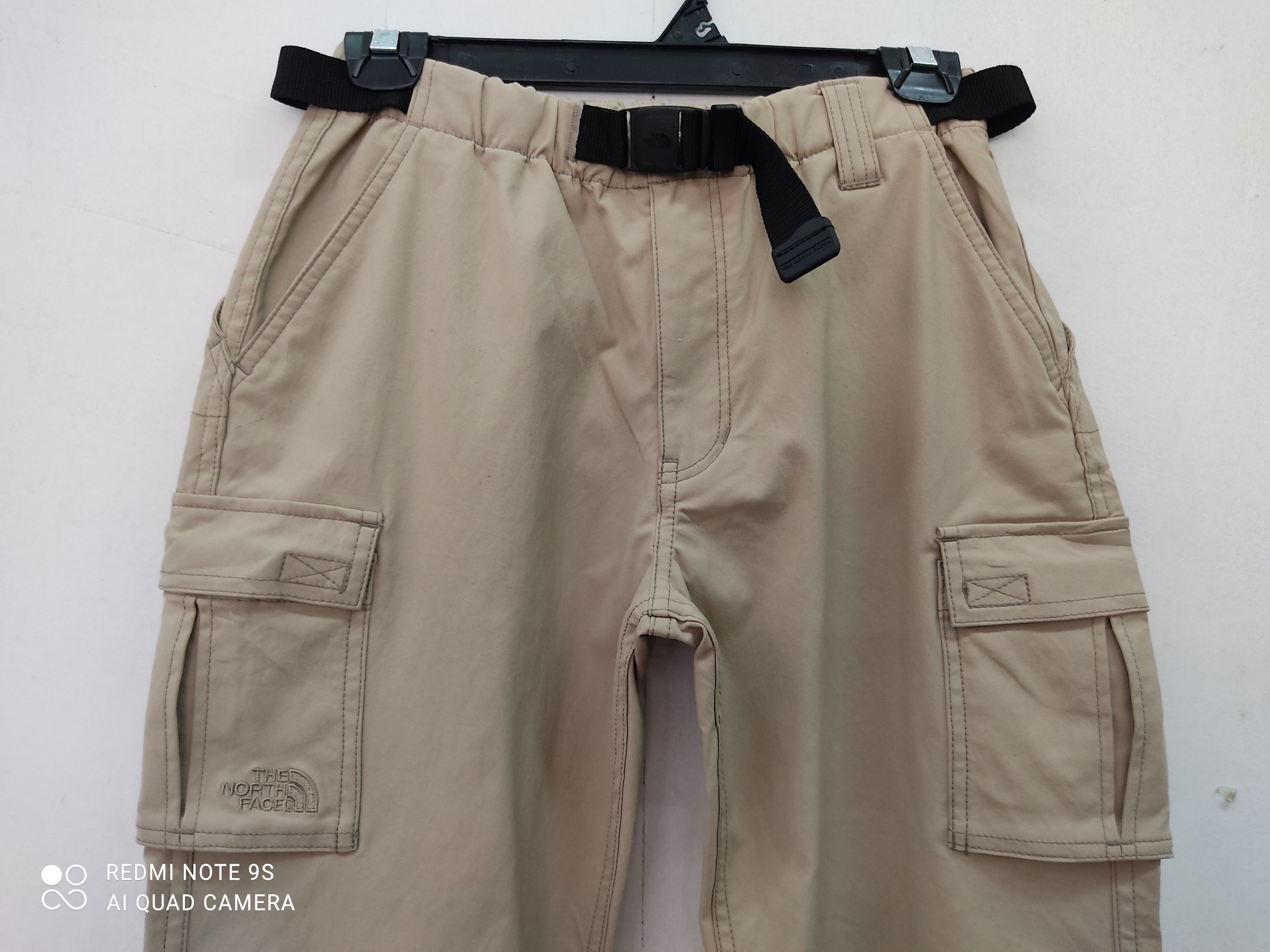 The North Face The North Face Multipocket Utility Stretch Cargo Pant Size US 26 / EU 42 - 2 Thumbnail