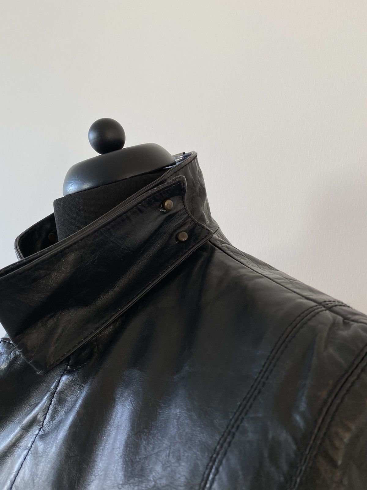 Roberto Cavalli Roberto Cavalli black leather coat sz S great condition Size US S / EU 44-46 / 1 - 2 Thumbnail