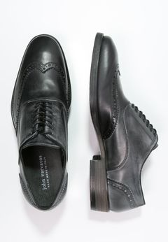 Fleetwood spectator sale wingtip