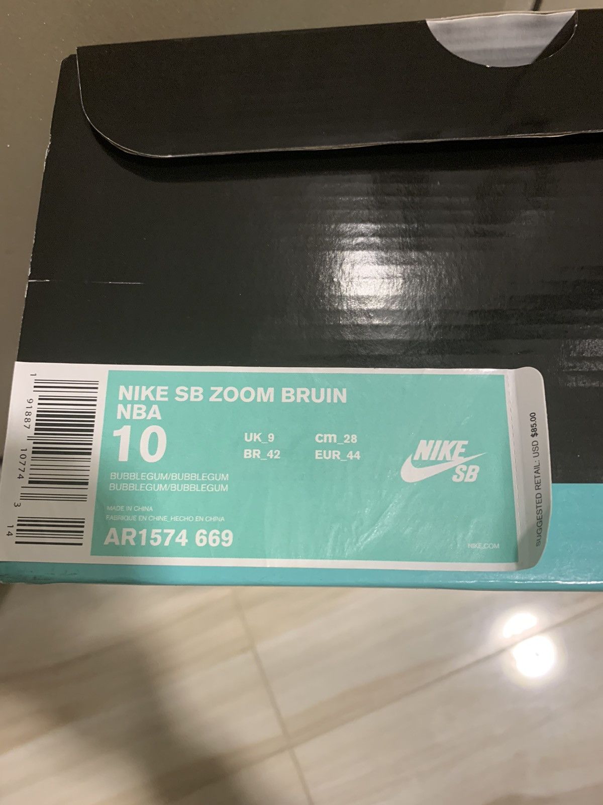 Nike NBA x Bruin Low SB Bubblegum 2018 Size US 10 / EU 43 - 12 Thumbnail