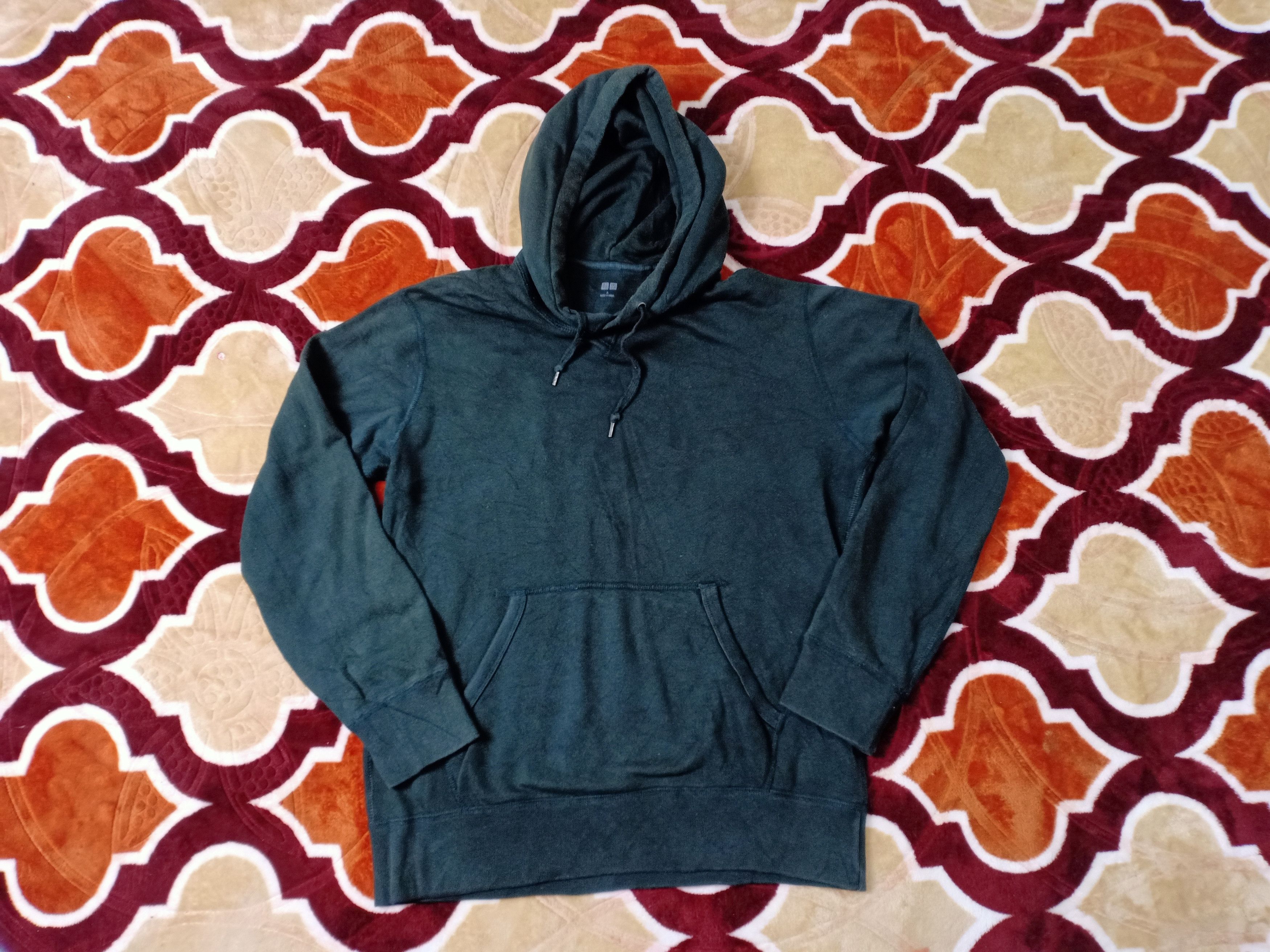 UNIQLO CLASSIC HOODIES