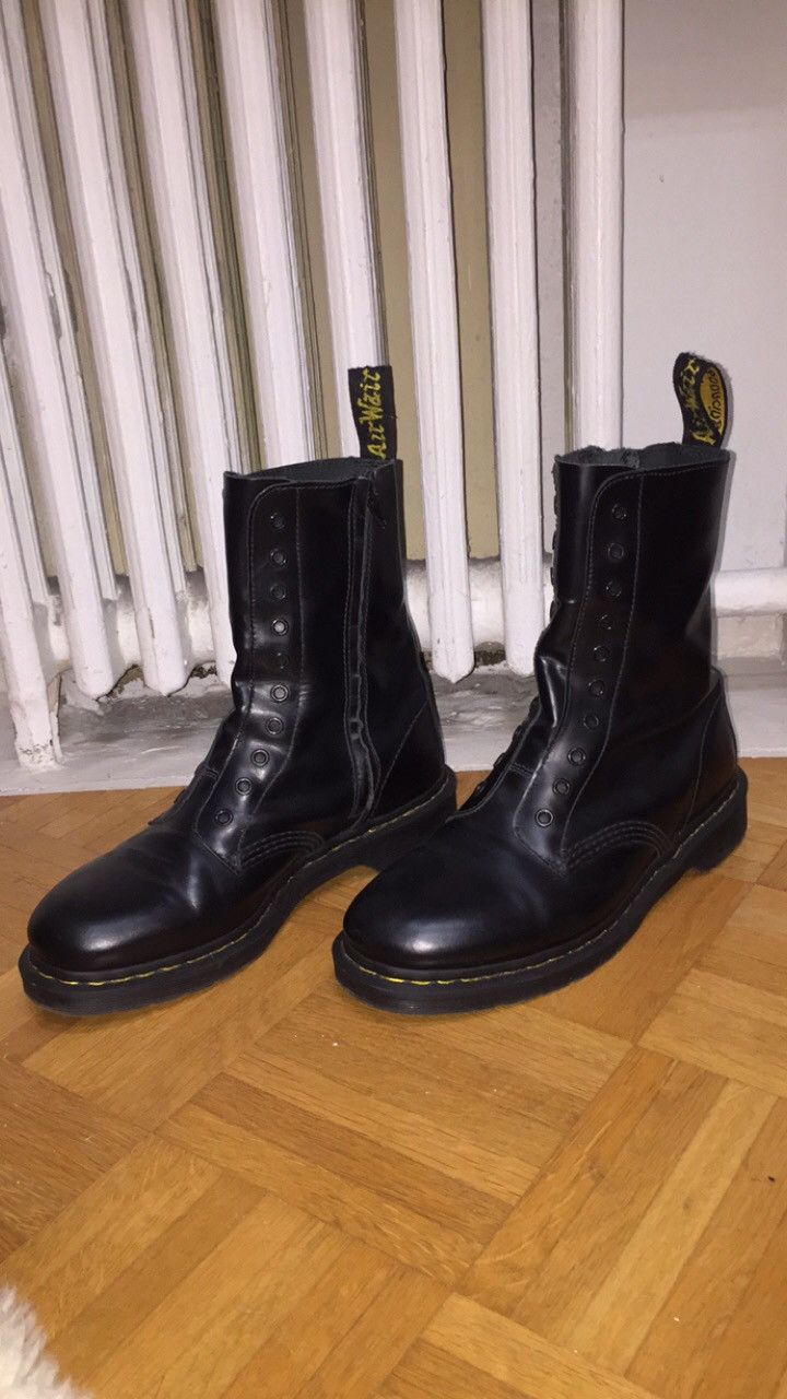 Vetements x dr martens new arrivals