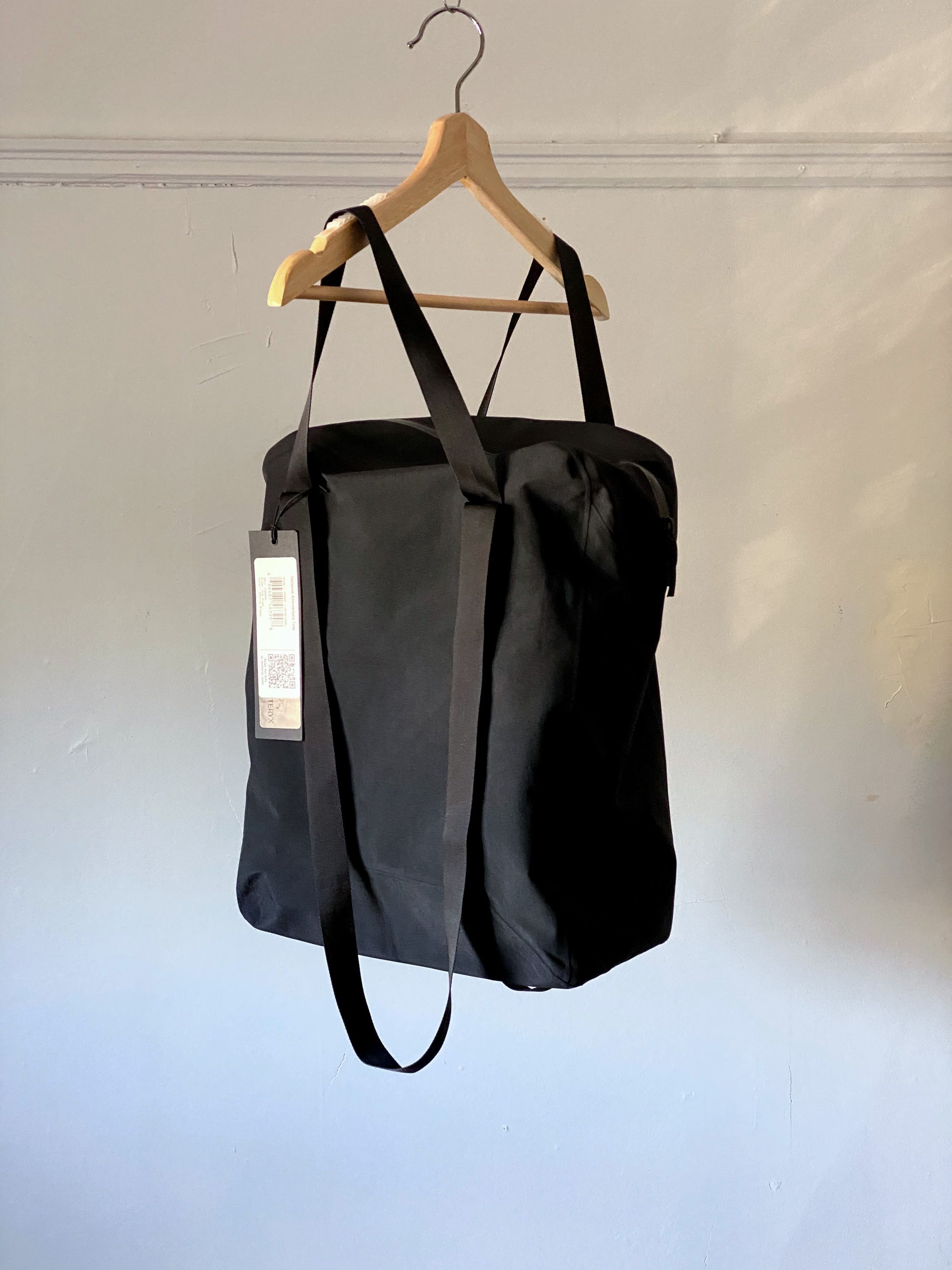 【初回限定】 Veilance Arc'Teryx Seque Grailed | Tote Anniversary バッグ