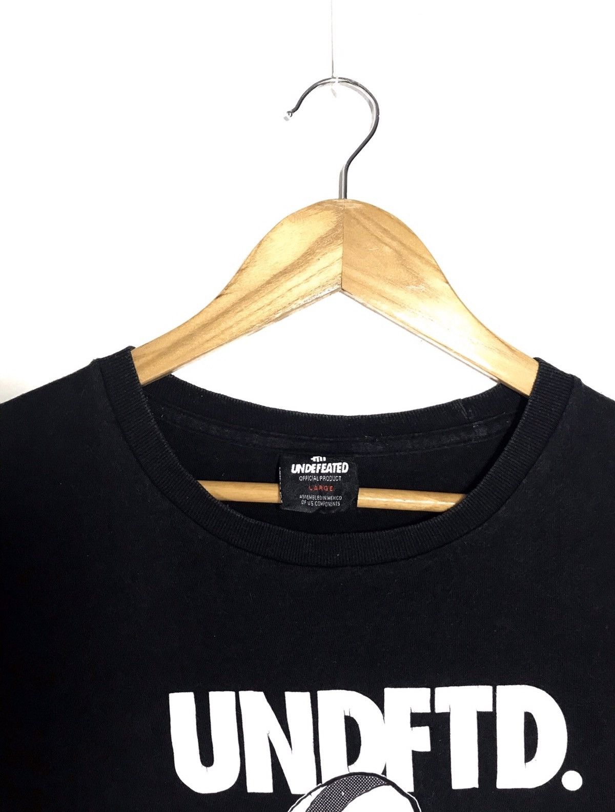 Undefeated Iconic Undefeated Streetwear Rugby Games Big Logo Tees Size US L / EU 52-54 / 3 - 4 Thumbnail
