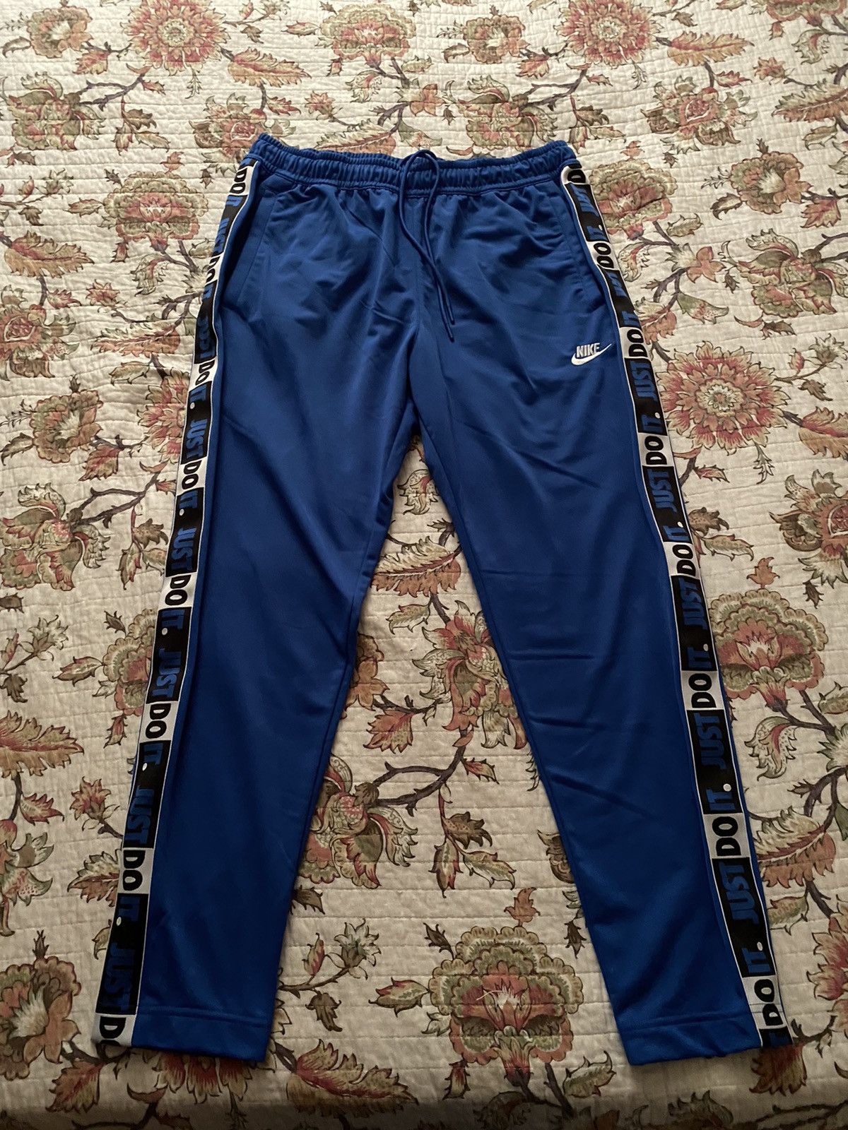 Nike Nike blue joggers Size US 34 / EU 50 - 1 Thumbnail