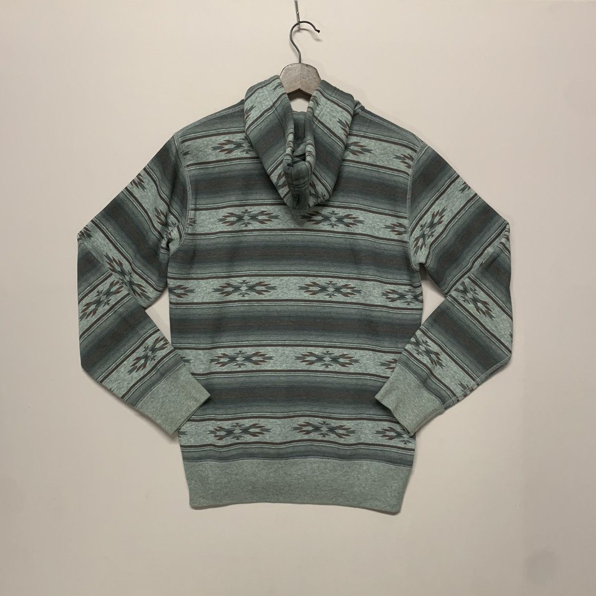 Native × Uniqlo Uniqlo Brand Aztec Navajo Design Native Hooded Sweatshirt Size US M / EU 48-50 / 2 - 5 Thumbnail