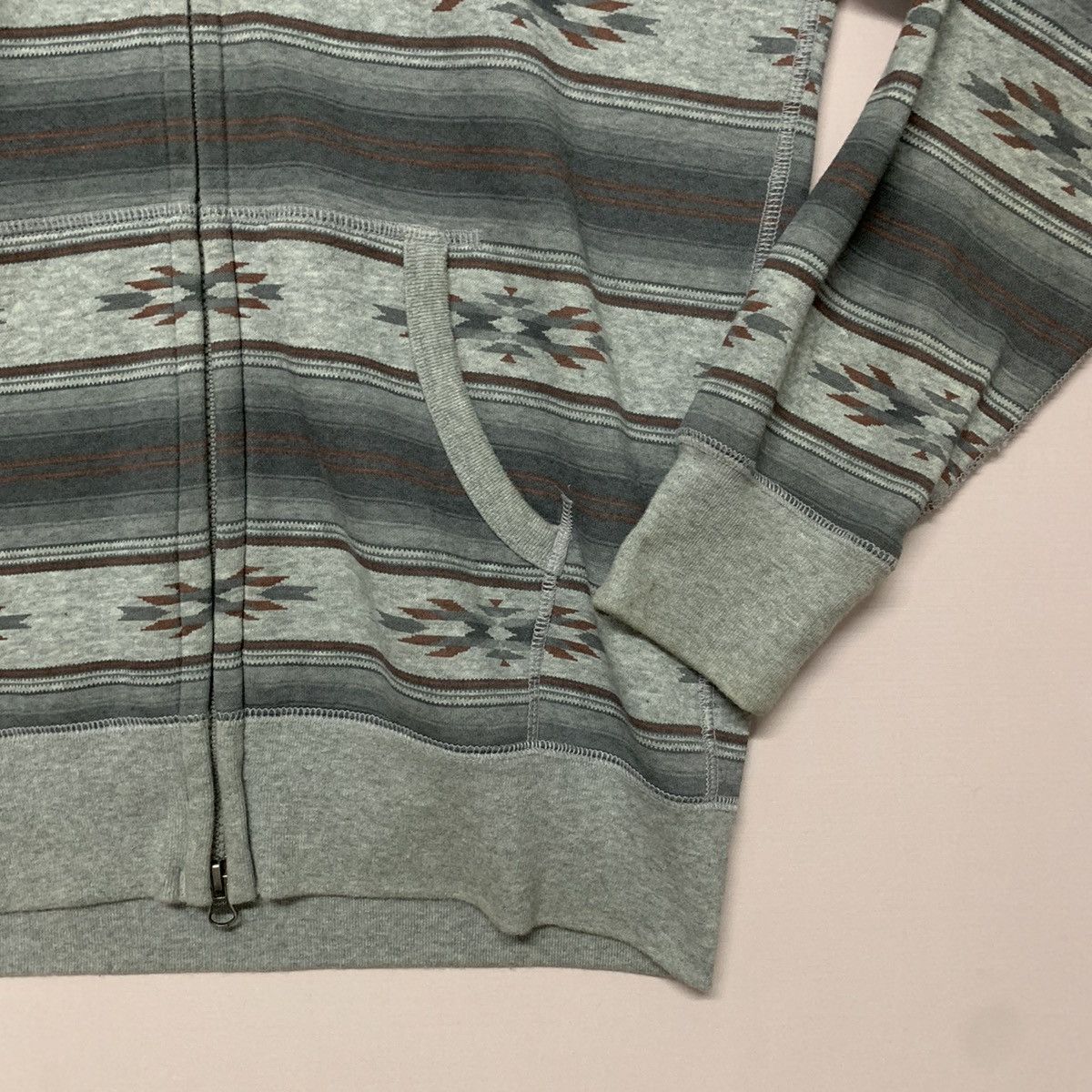 Native × Uniqlo Uniqlo Brand Aztec Navajo Design Native Hooded Sweatshirt Size US M / EU 48-50 / 2 - 4 Thumbnail