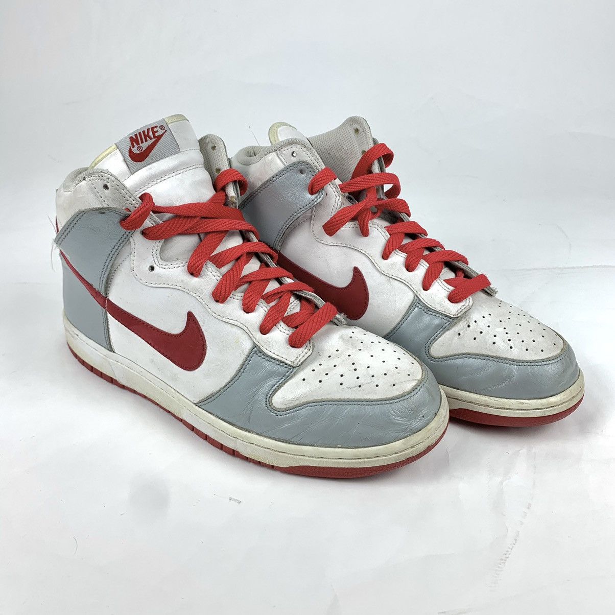 Nike Dunk High Metallic Silver | Varsity Red White Size US 11 / EU 44 - 1 Thumbnail
