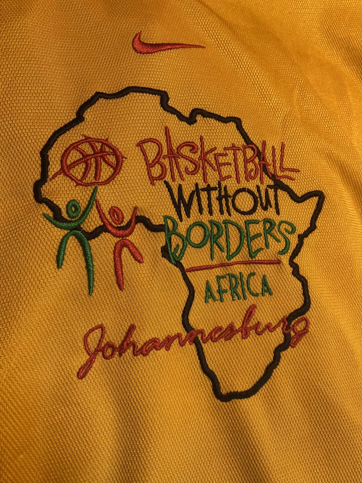 Nike 2010 Basketball Without Borders FIBA NBA warmup jersey Size US XL / EU 56 / 4 - 3 Thumbnail
