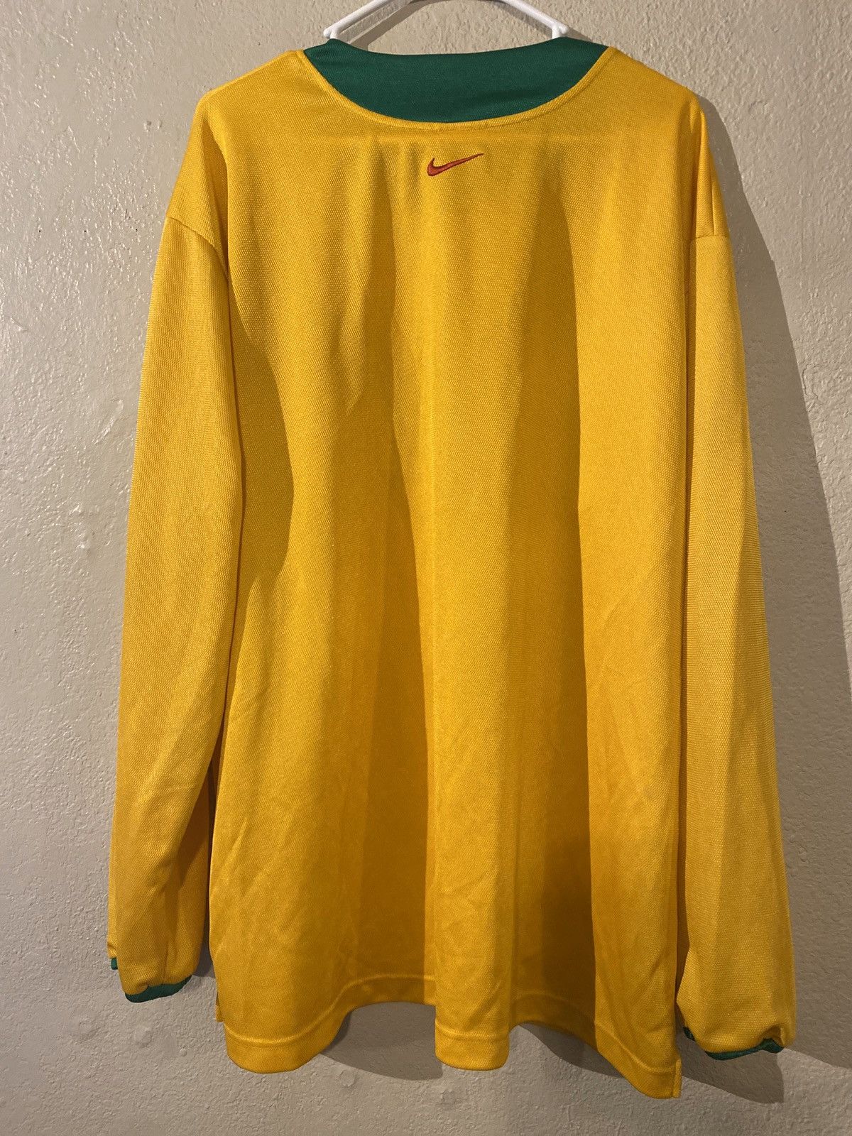Nike 2010 Basketball Without Borders FIBA NBA warmup jersey Size US XL / EU 56 / 4 - 2 Thumbnail