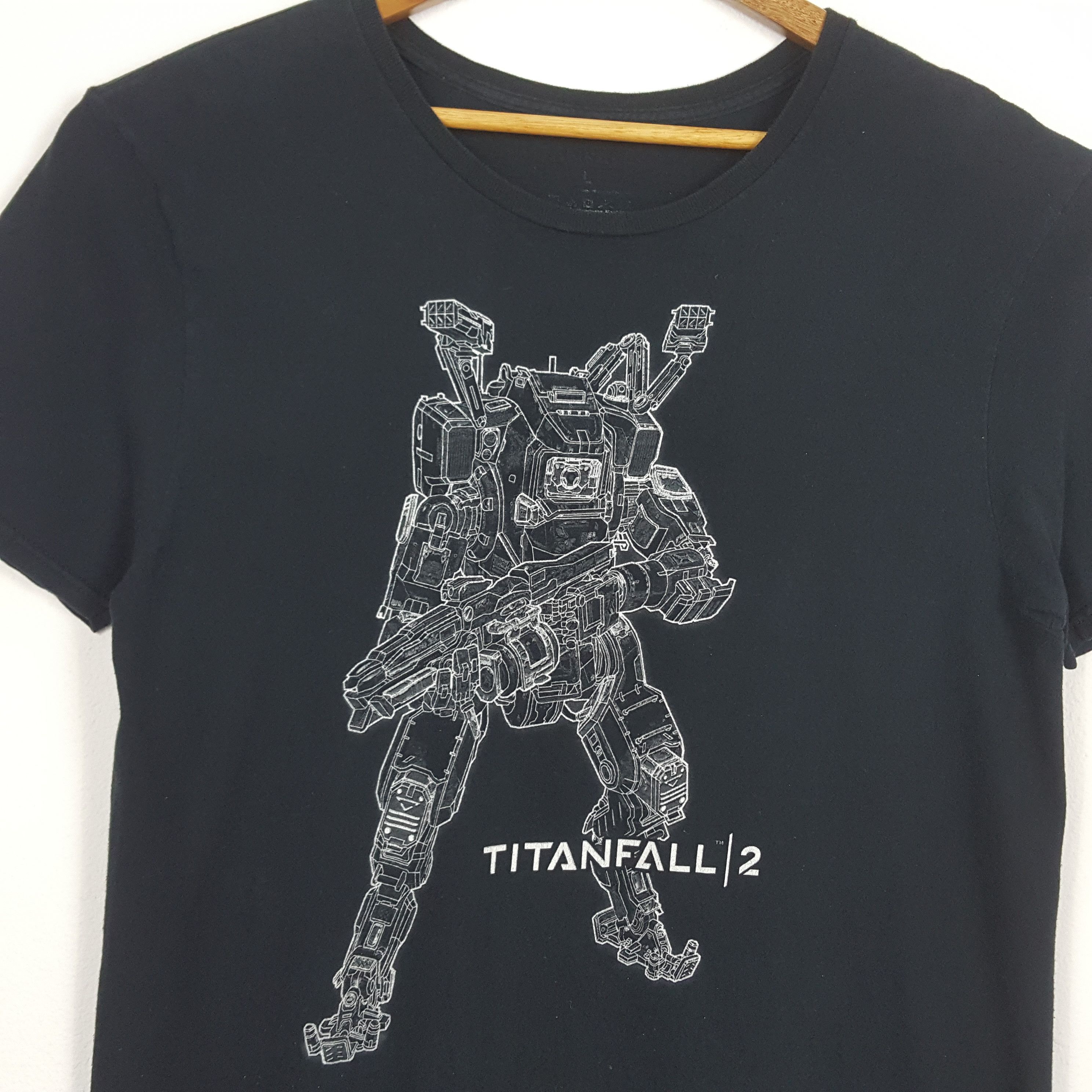 Playstation × Vintage Vintage TitanFall 2 Xbox PlayStation Game T-Shirt Size US L / EU 52-54 / 3 - 5 Thumbnail