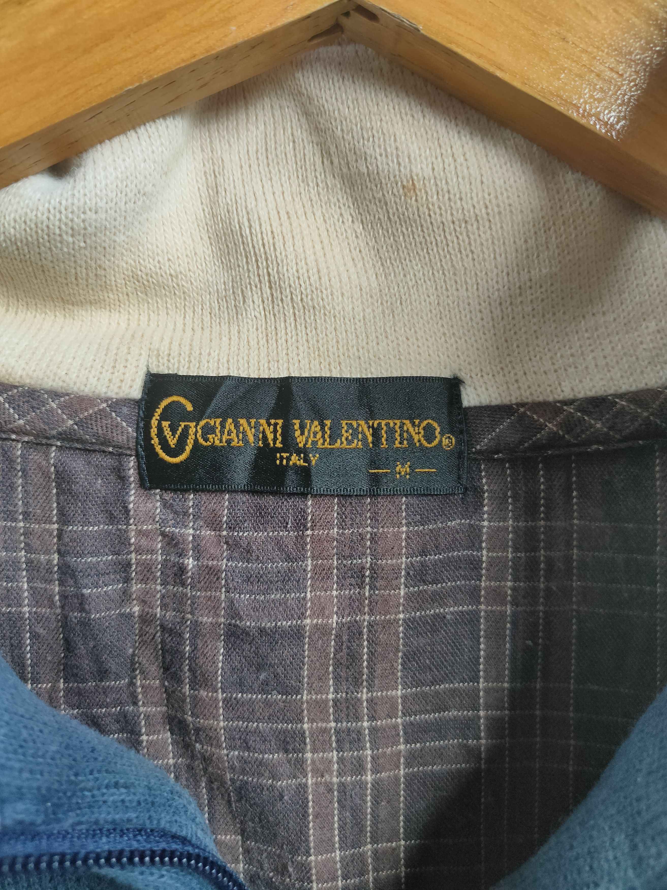 Vintage RARE! Vintage Sweatshirt Gianni Valentino Italy Pullover Size US M / EU 48-50 / 2 - 4 Thumbnail