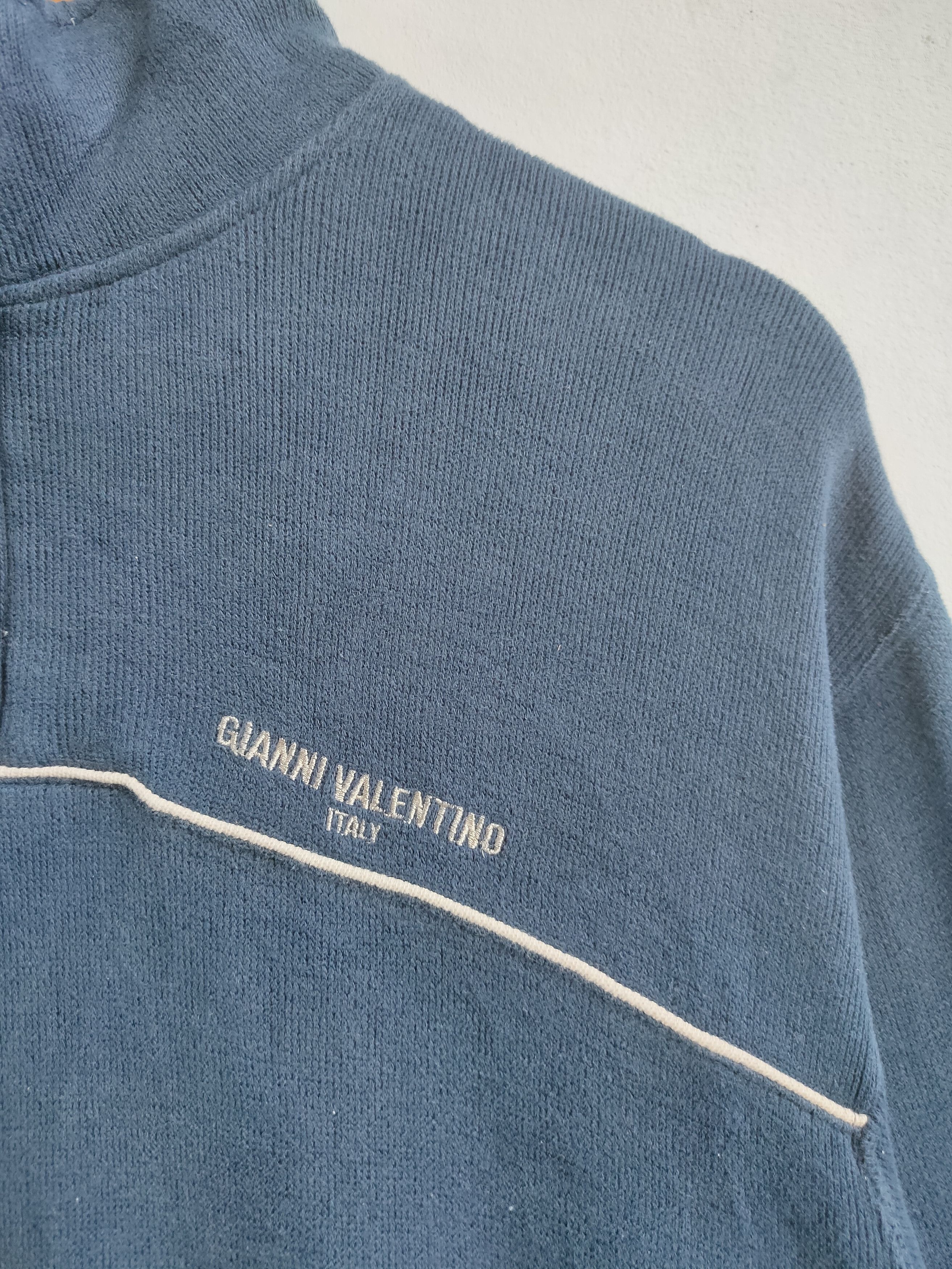 Vintage RARE! Vintage Sweatshirt Gianni Valentino Italy Pullover Size US M / EU 48-50 / 2 - 3 Thumbnail