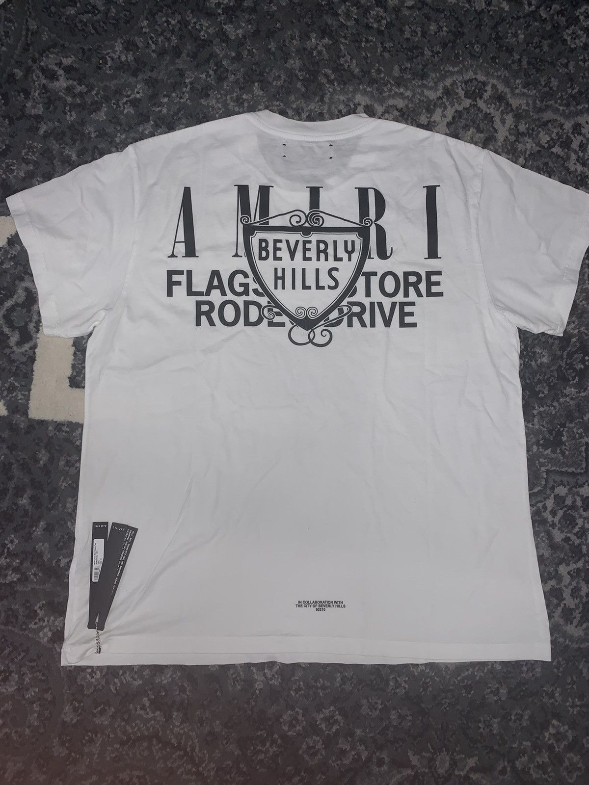Amiri Beverly Hills Tシャツ ホワイト エレガントなロゴ Amiri Amiri Beverly Hills Flagship store tee | Grailed