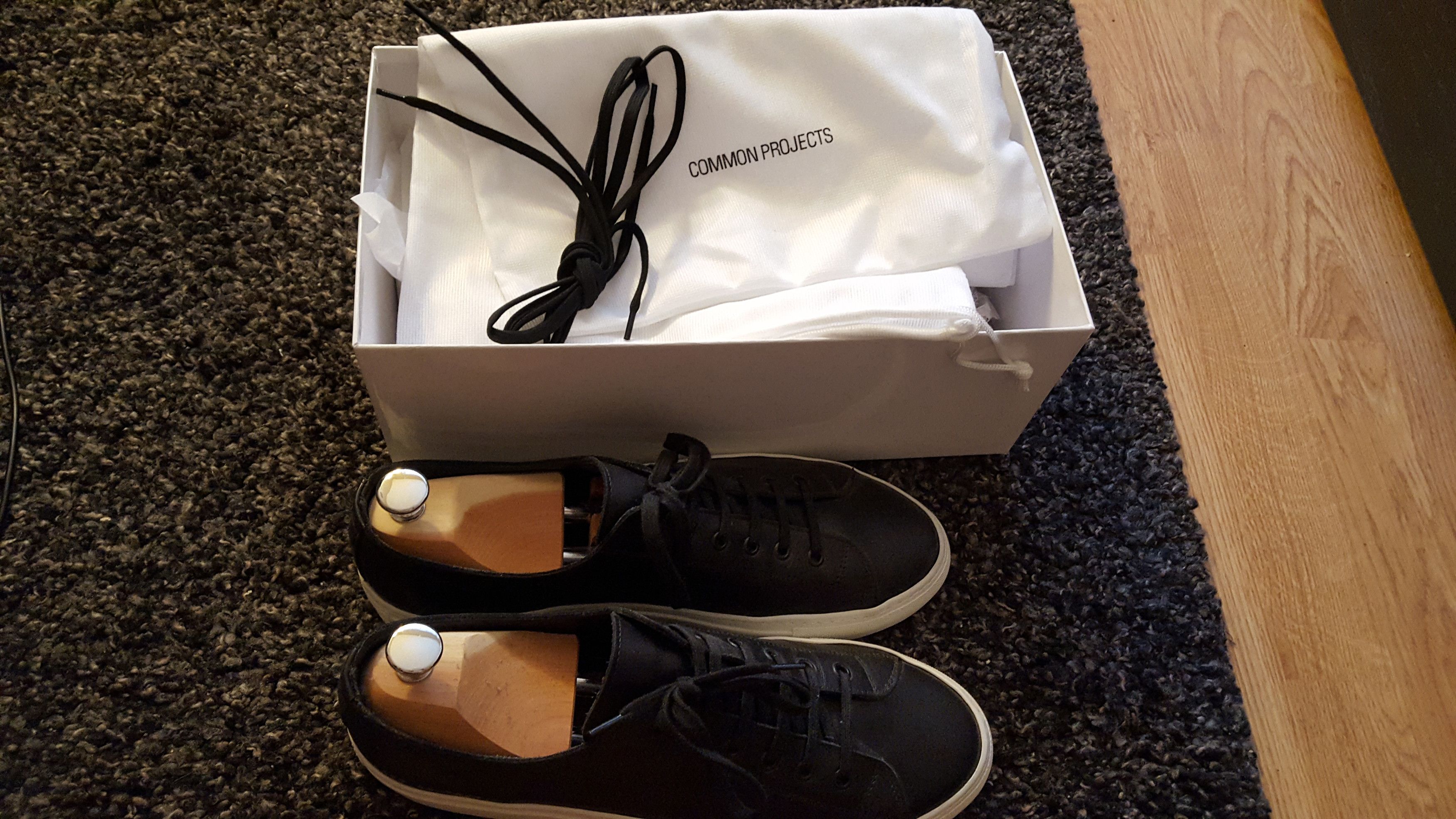 Common Projects Tournament Low Leather (Black/White) Size US 9 / EU 42 - 2 Preview