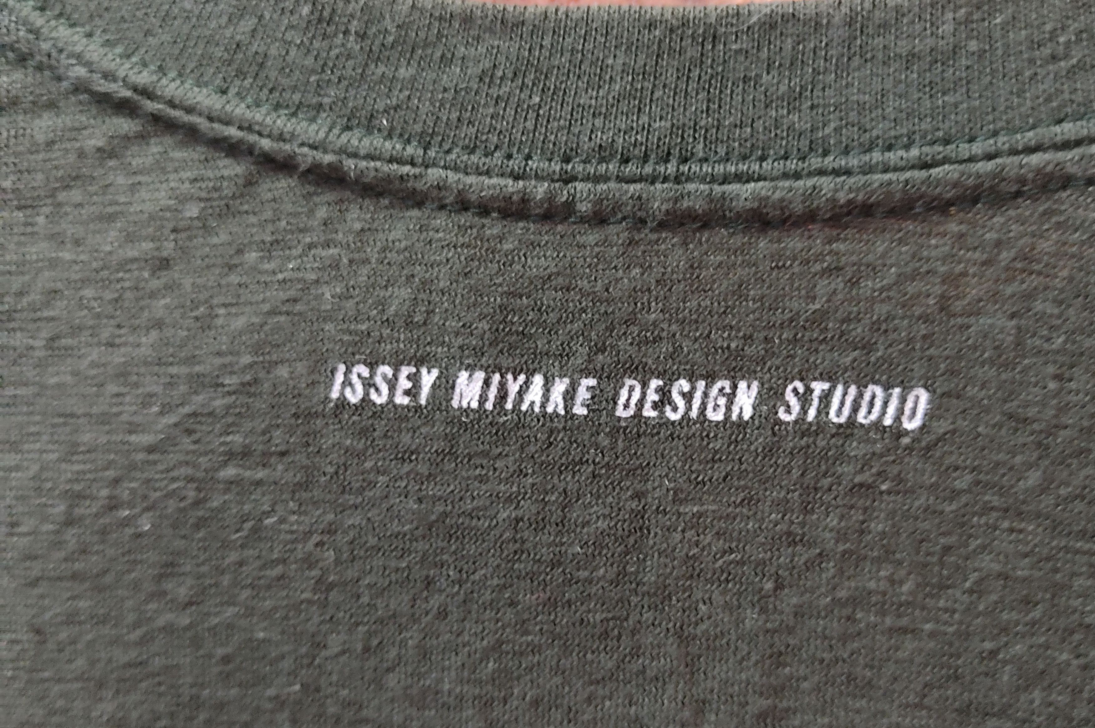 Designer Rare Vintage Issey Miyaki Skyline Tshirt Size US L / EU 52-54 / 3 - 6 Thumbnail