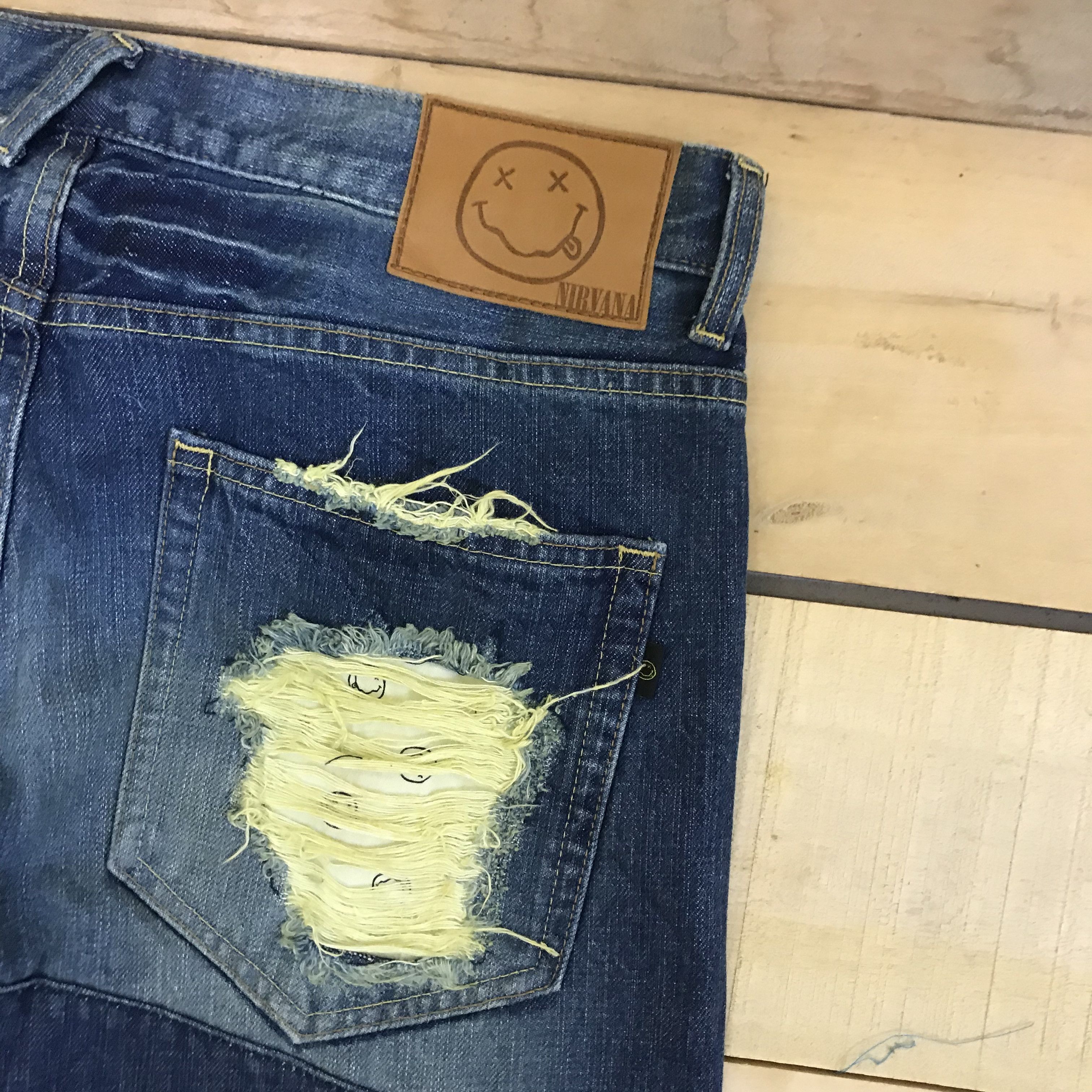 Japanese Brand X115 CUSTOM DESTROY DISTRESSED DENIM GRUNGE STYLE JEANS Size US 32 / EU 48 - 9 Thumbnail