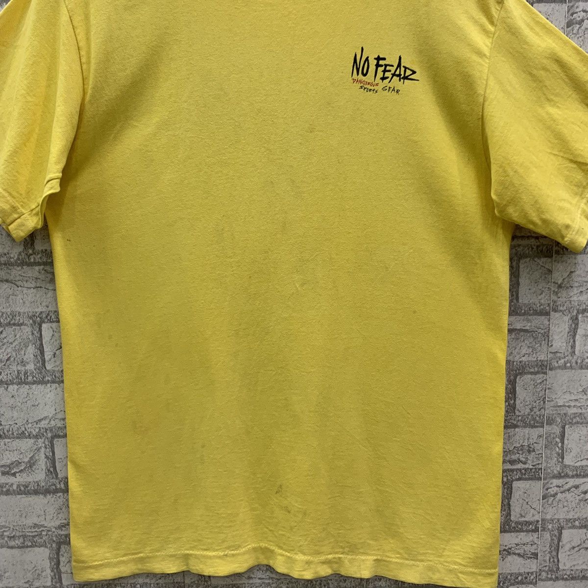 No Fear × Vintage RARE!! Vintage 90s No Fear Surfing Animal T-shirts Size US L / EU 52-54 / 3 - 6 Thumbnail