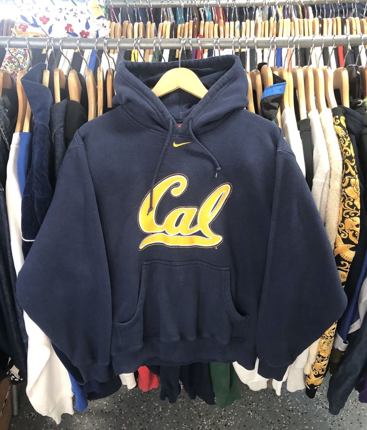 Y2K UC Cal Berkeley Center Swoosh Hoodie M