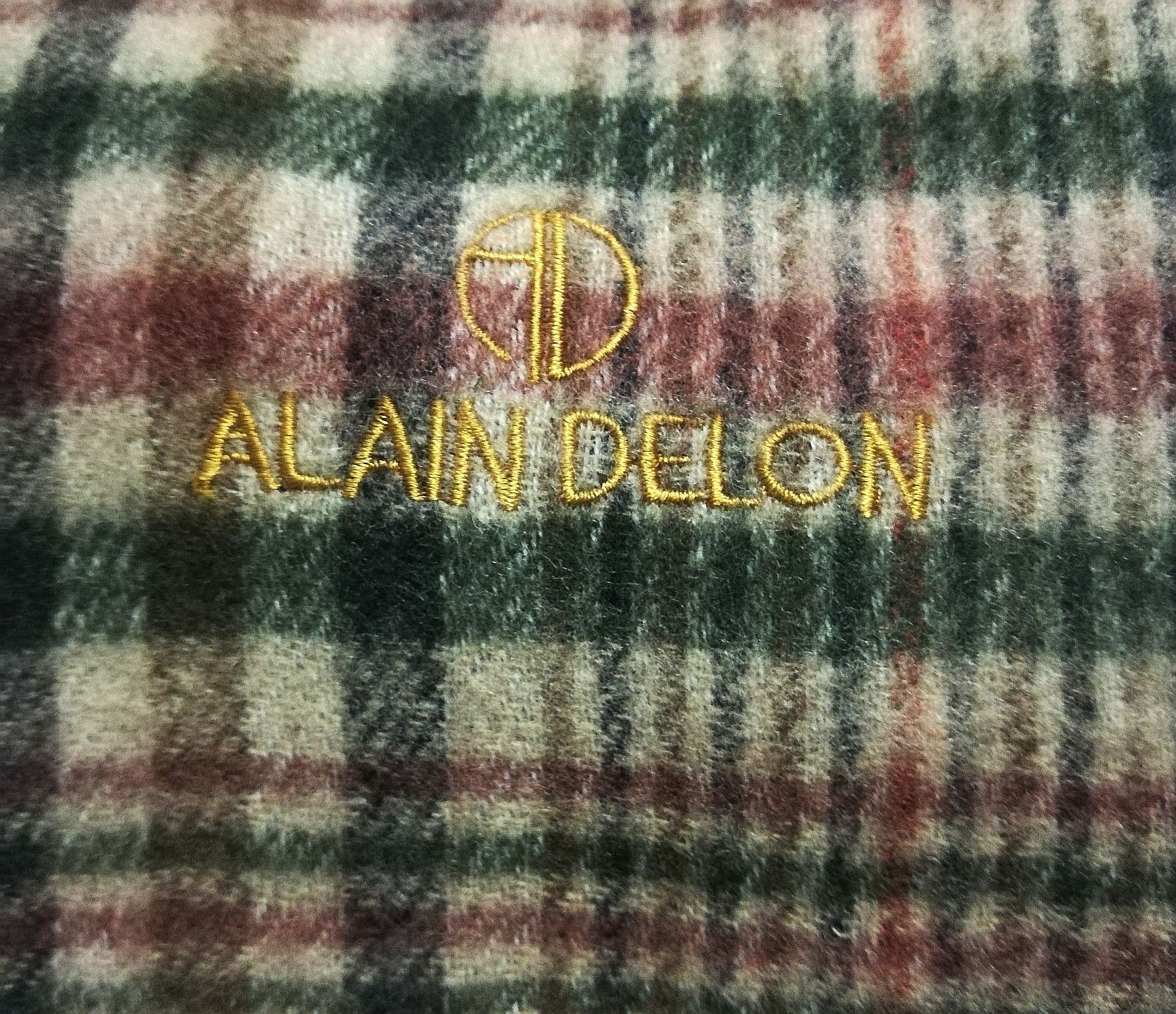 Designer ALAIN DELON Wool Scarf/Bandana Dress Style Size ONE SIZE - 3 Thumbnail