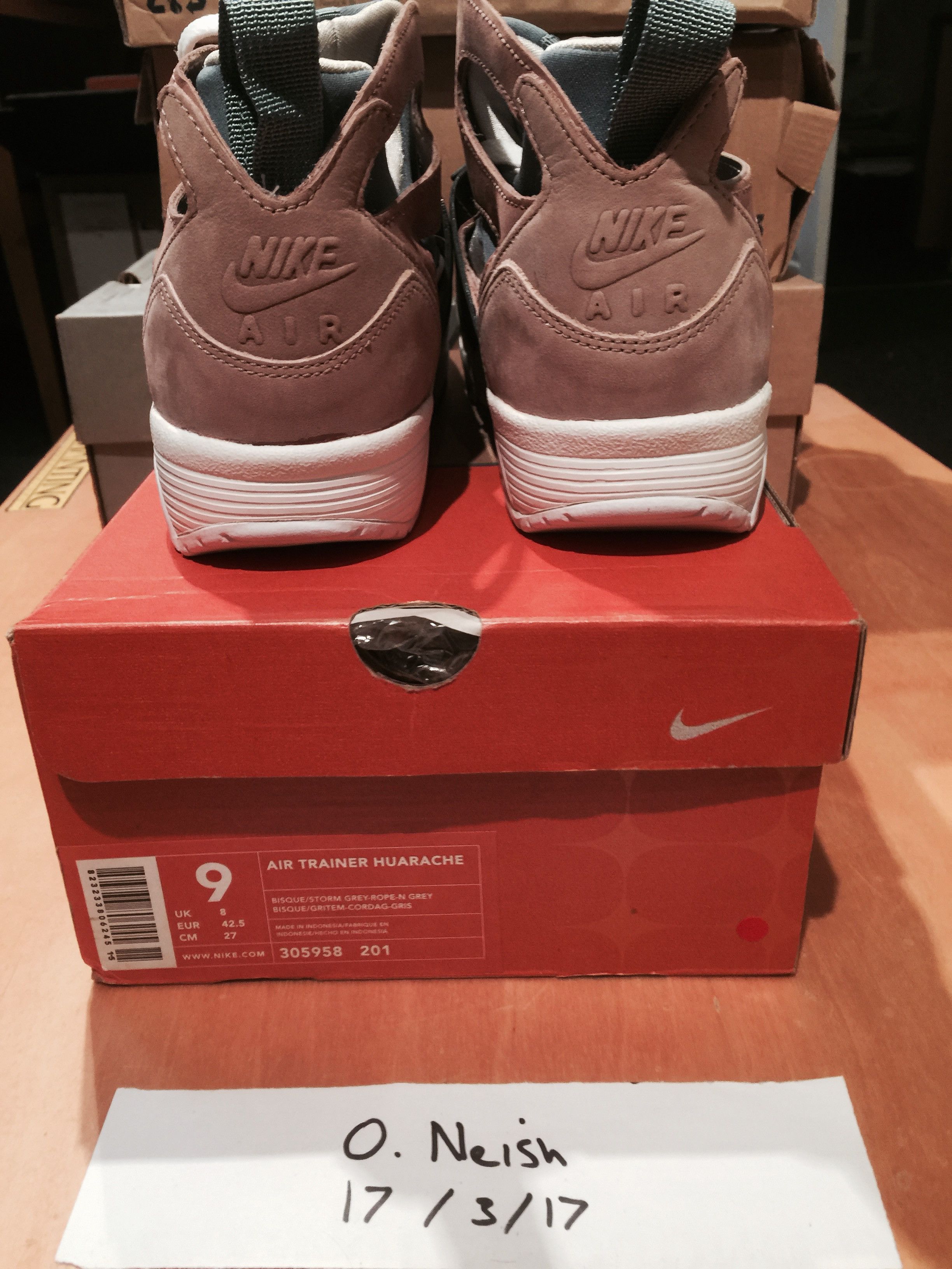 Nike air trainer huarache escape